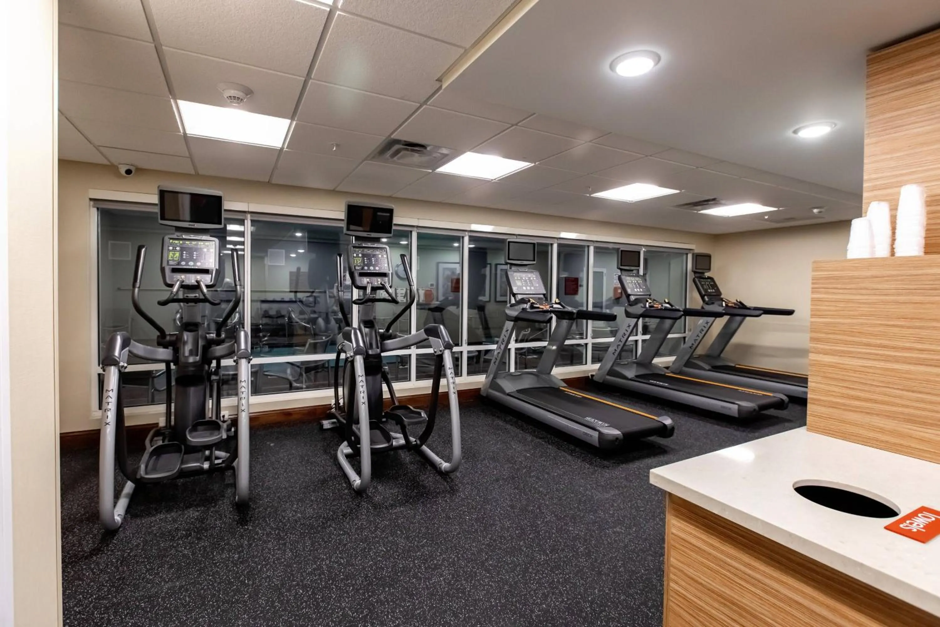 Fitness centre/facilities in TownePlace Suites by Marriott Louisville Airport