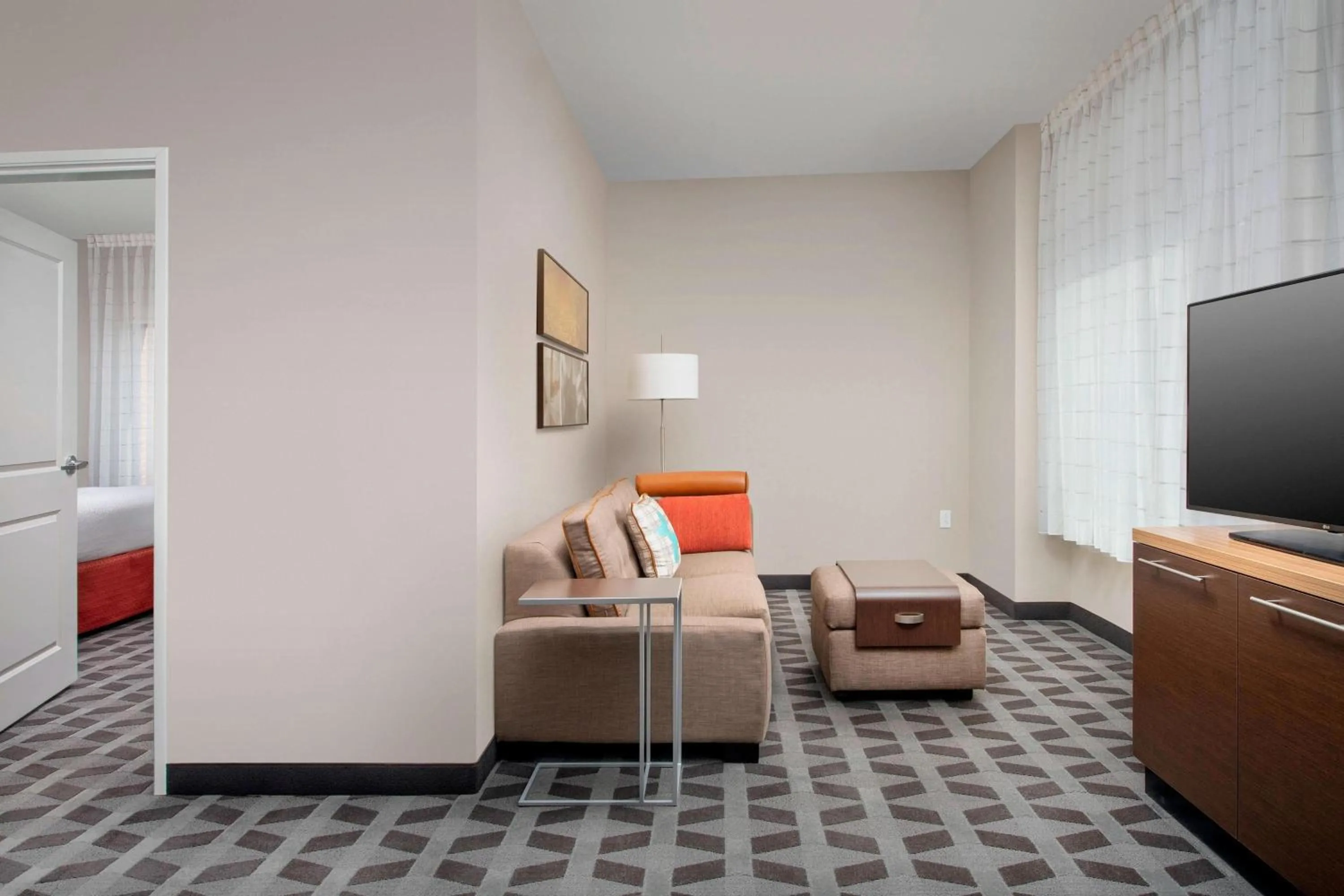 Bedroom, Bed in TownePlace Suites by Marriott College Park