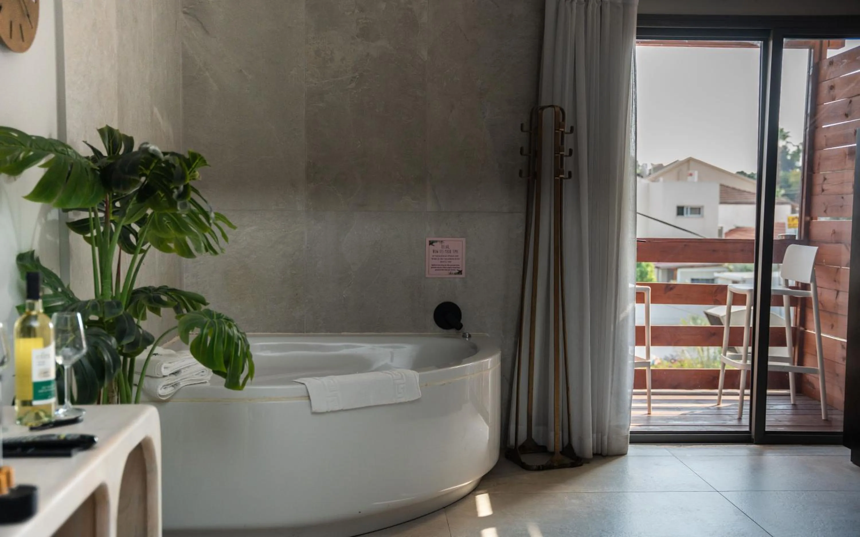 Hot Tub in Estate Spa Boutique Hotel - Adults Only