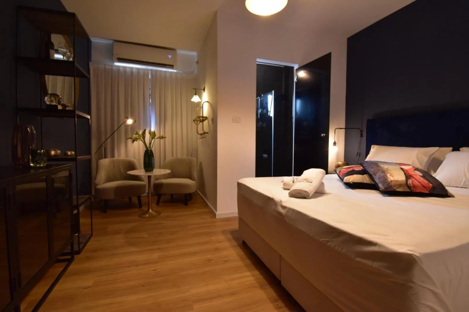 Living room, Bed in Estate Spa Boutique Hotel - Adults Only