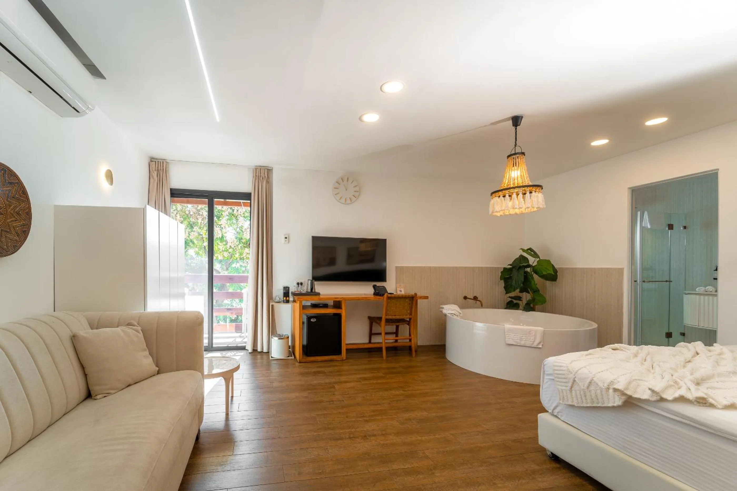 Bedroom, Bed in Estate Spa Boutique Hotel - Adults Only