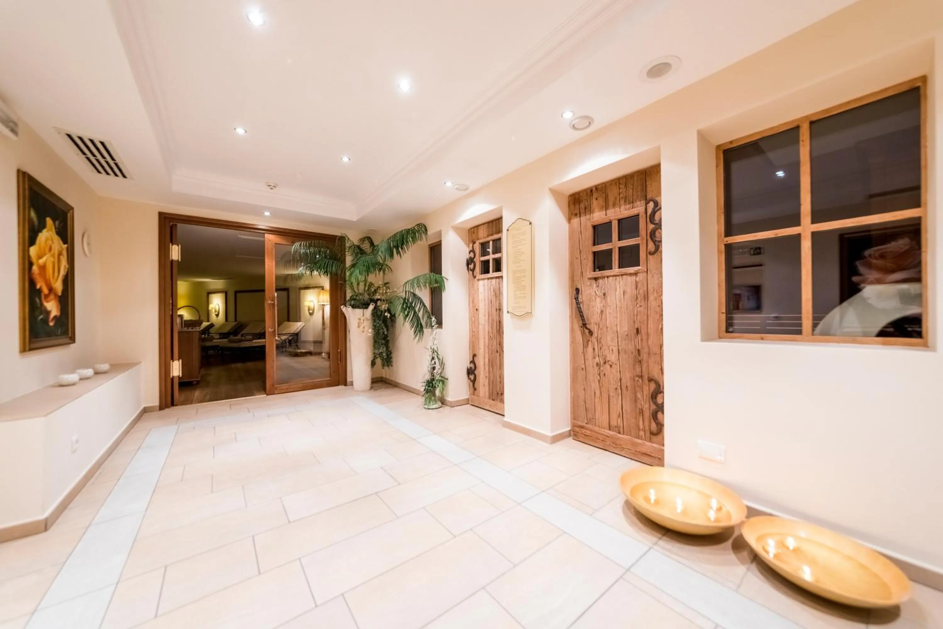 Swimming pool in Hotel Genziana