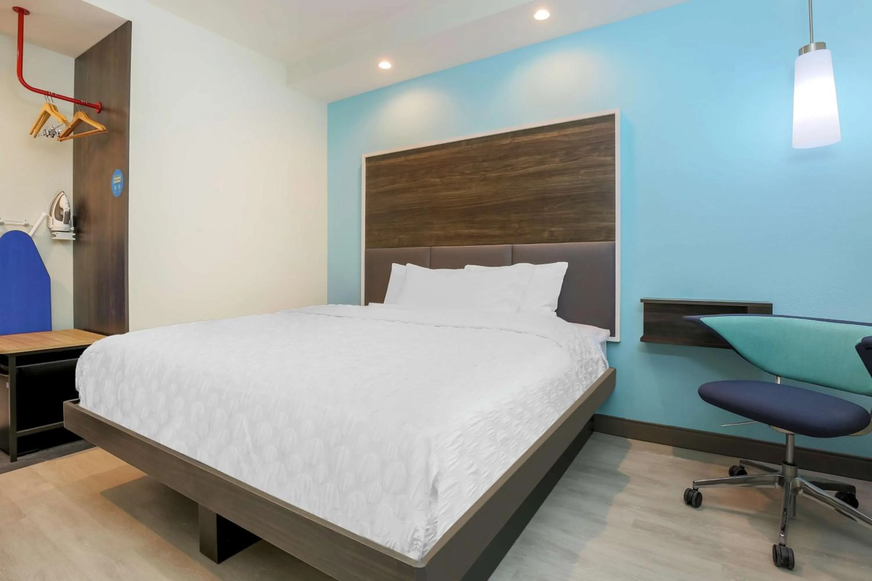 Bedroom, Bed in Tru by Hilton Amarillo West