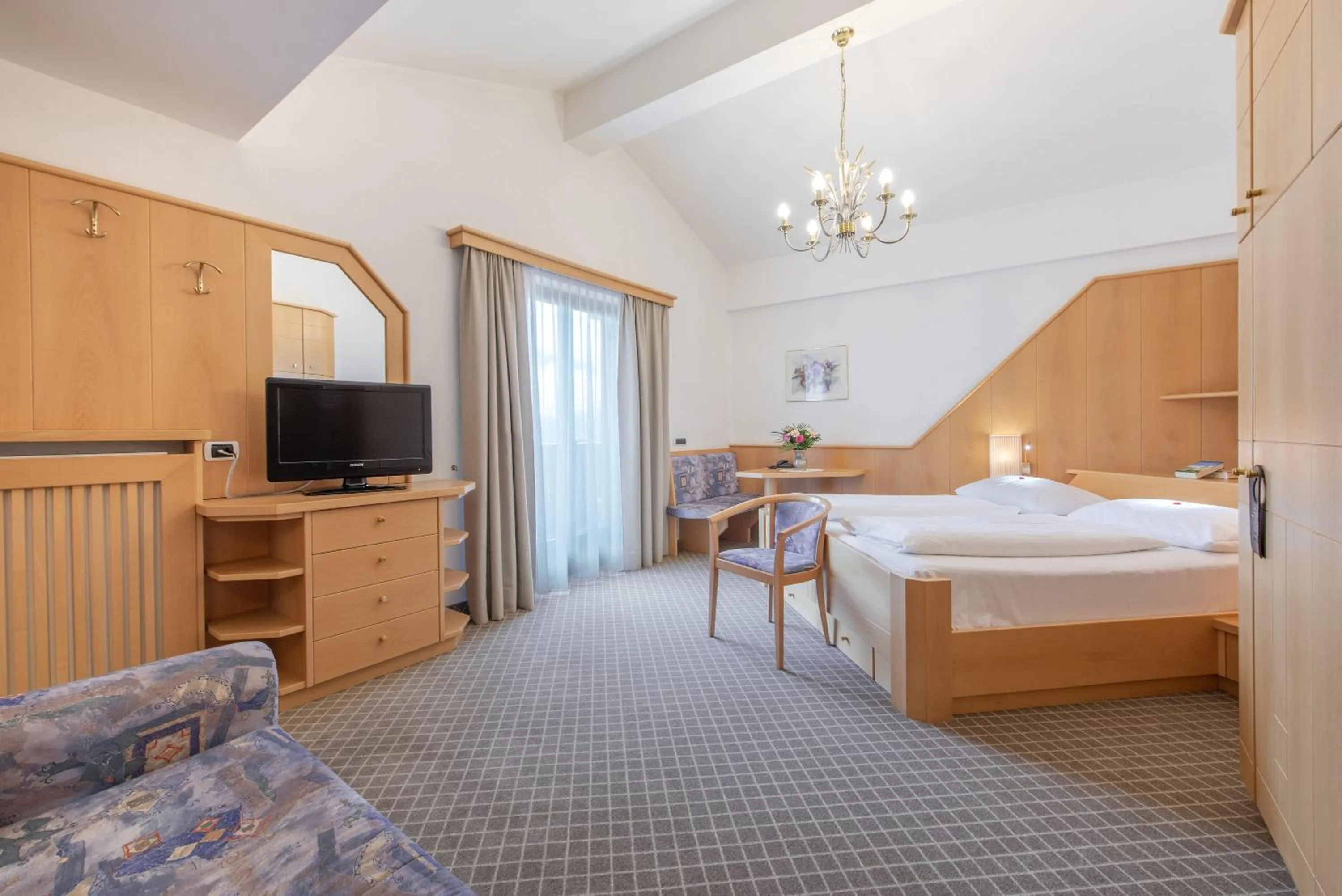 Bed in Hotel Hubertushof