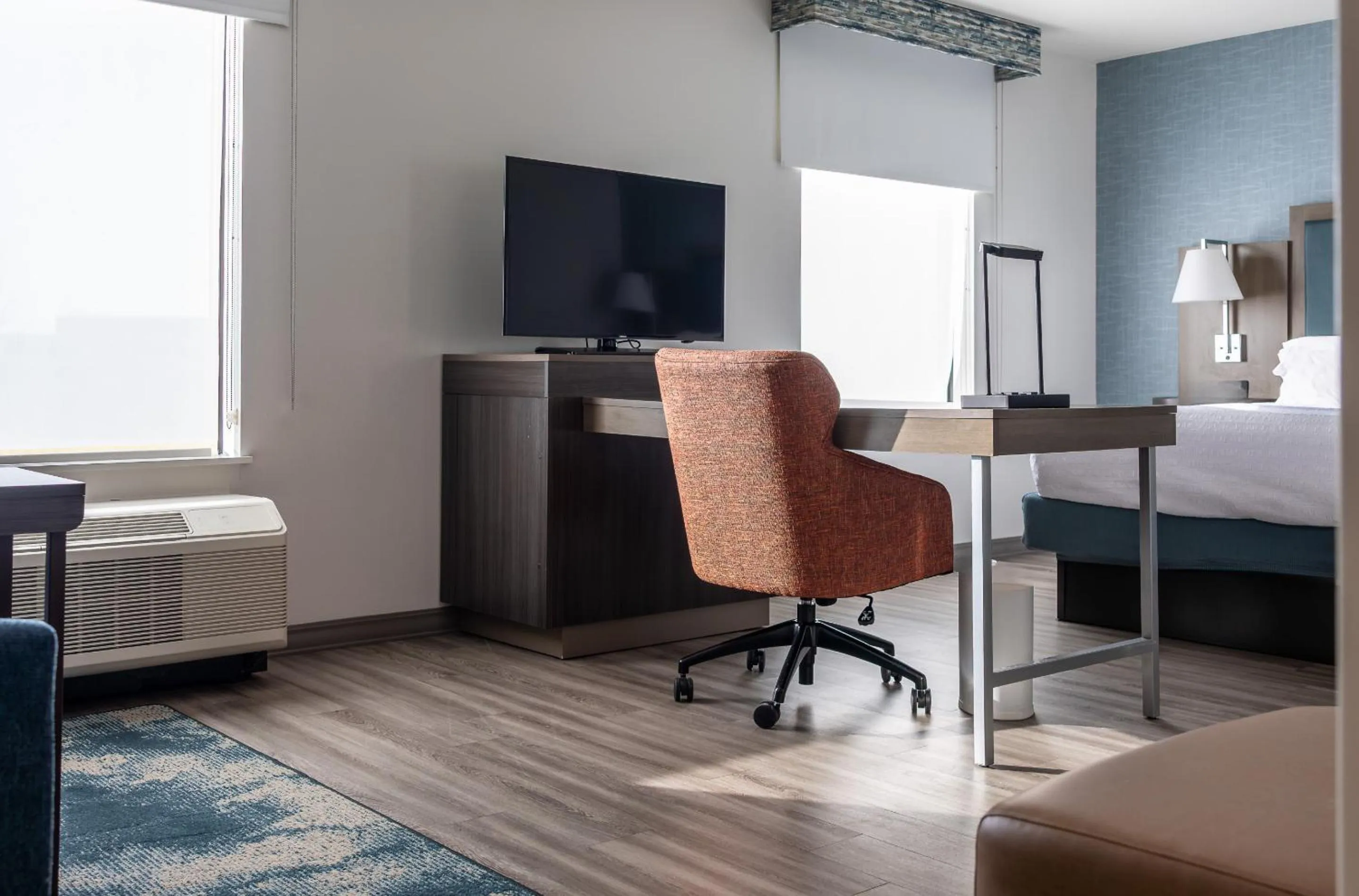 Bedroom, Bed in Hampton Inn & Suites Cranberry Township/Mars