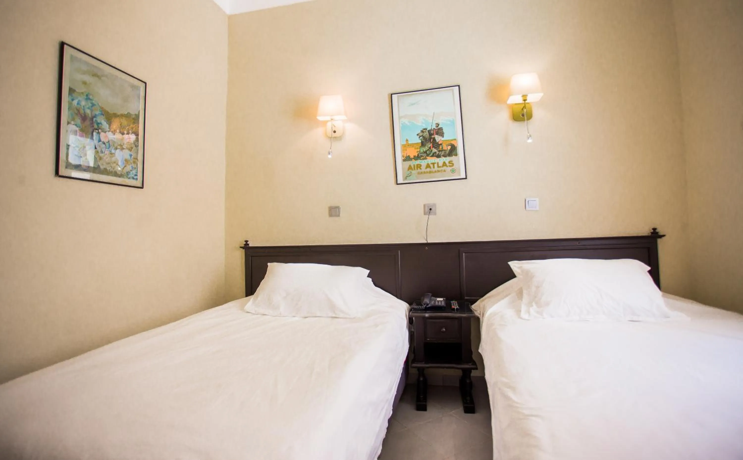 Bedroom, Bed in Hôtel Olympic