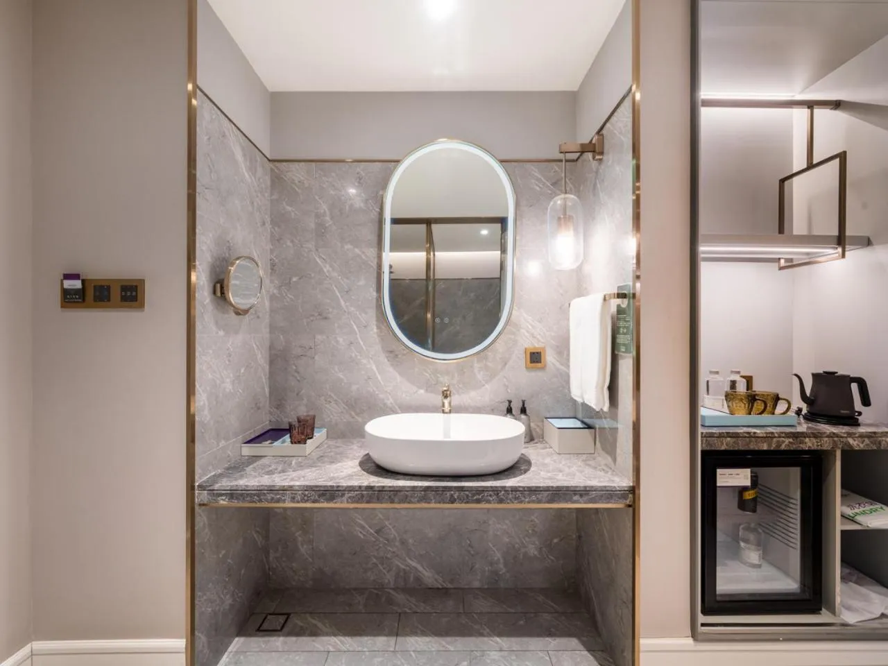 Bathroom in Mercure Shanghai Global Harbour