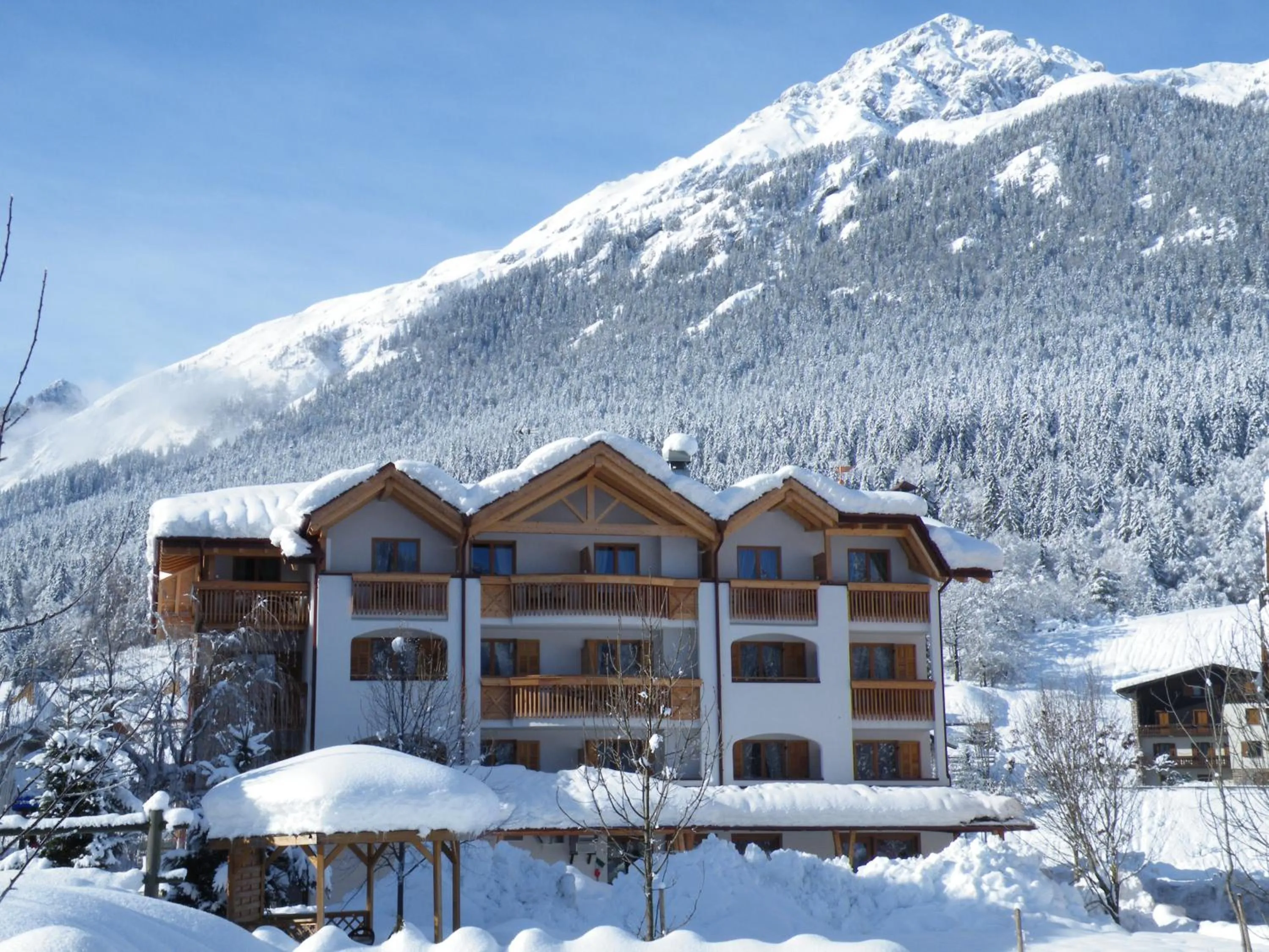 Facade/entrance in Hotel Ambiez
