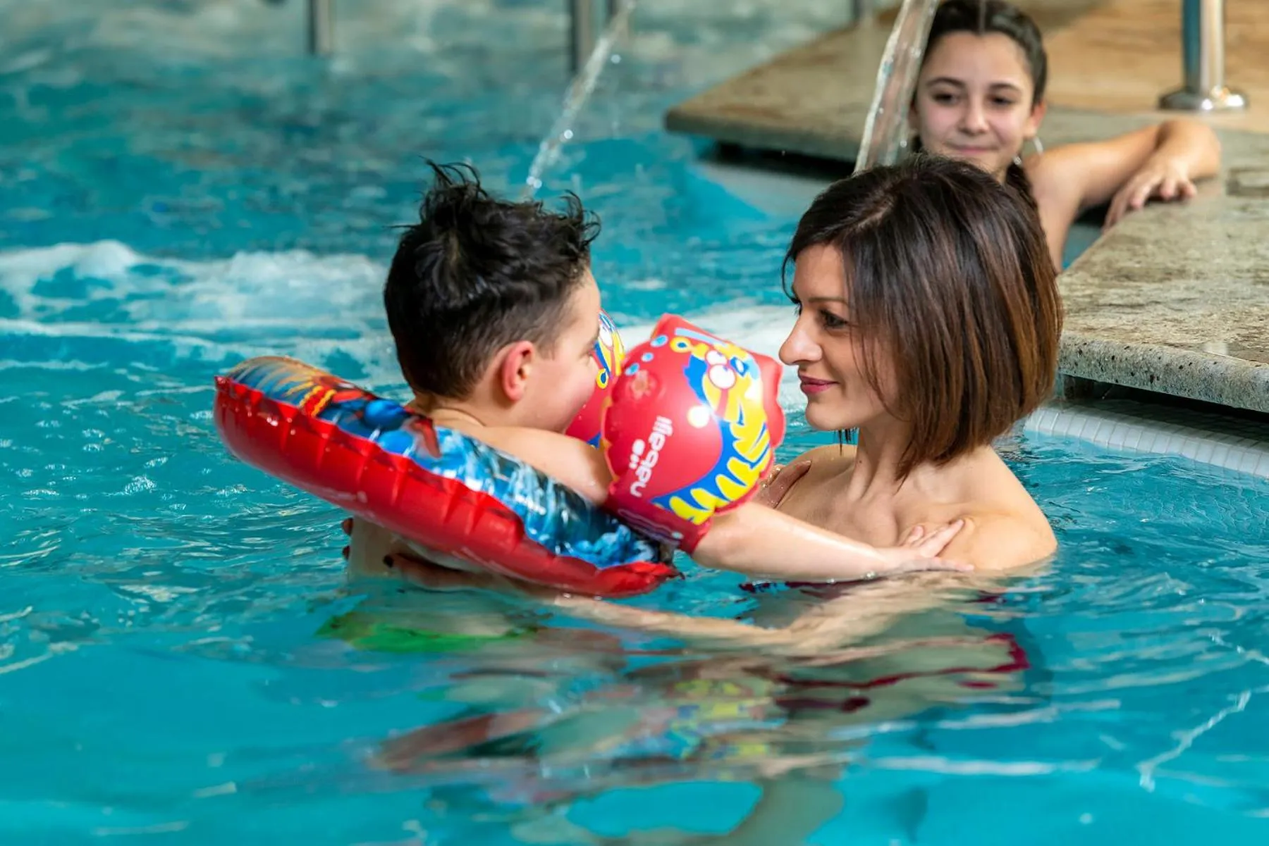 Swimming pool in Hotel Ambiez