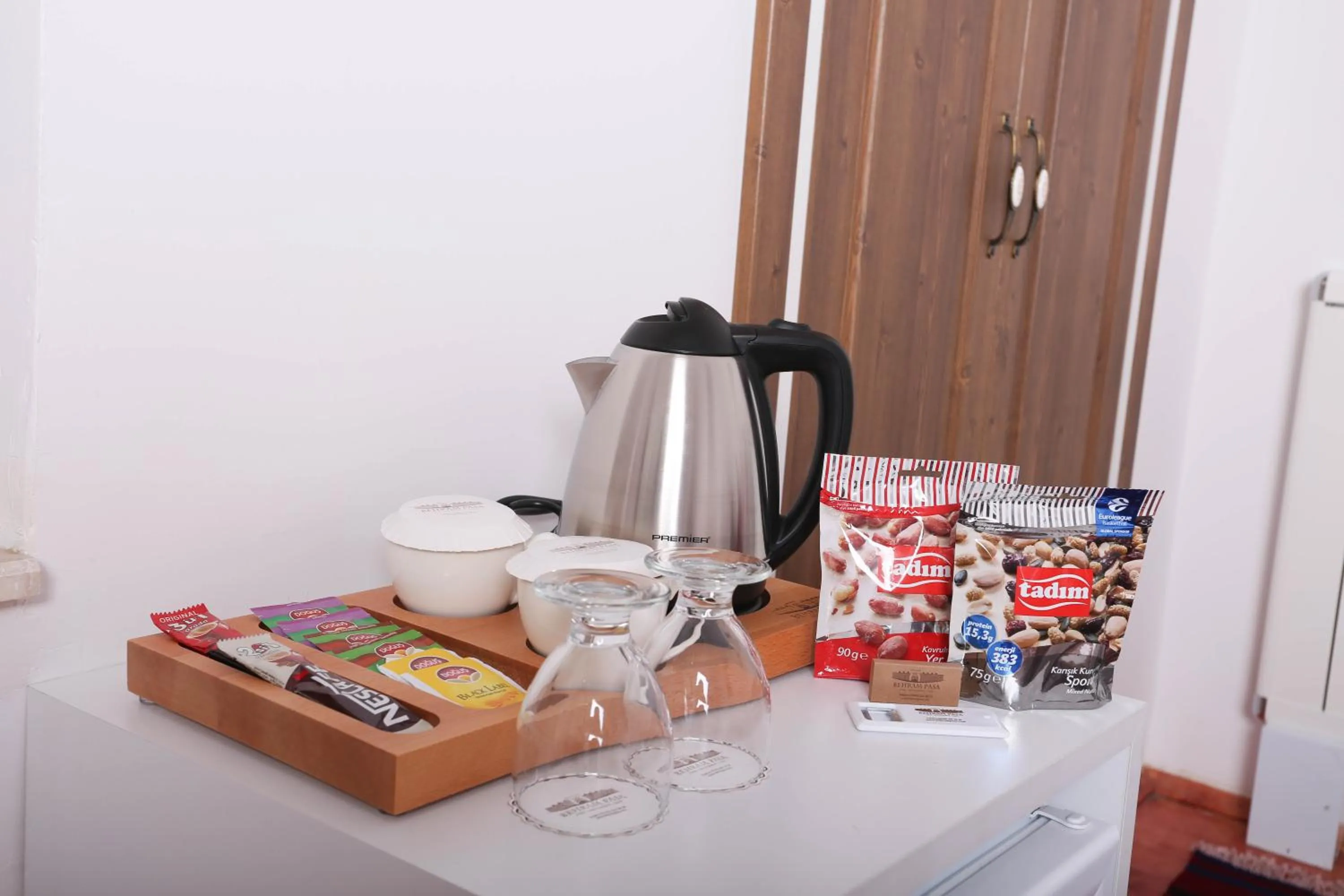 Coffee/tea facilities in BEHRAMPAŞA OTEL &CAFE &RESTAURANT