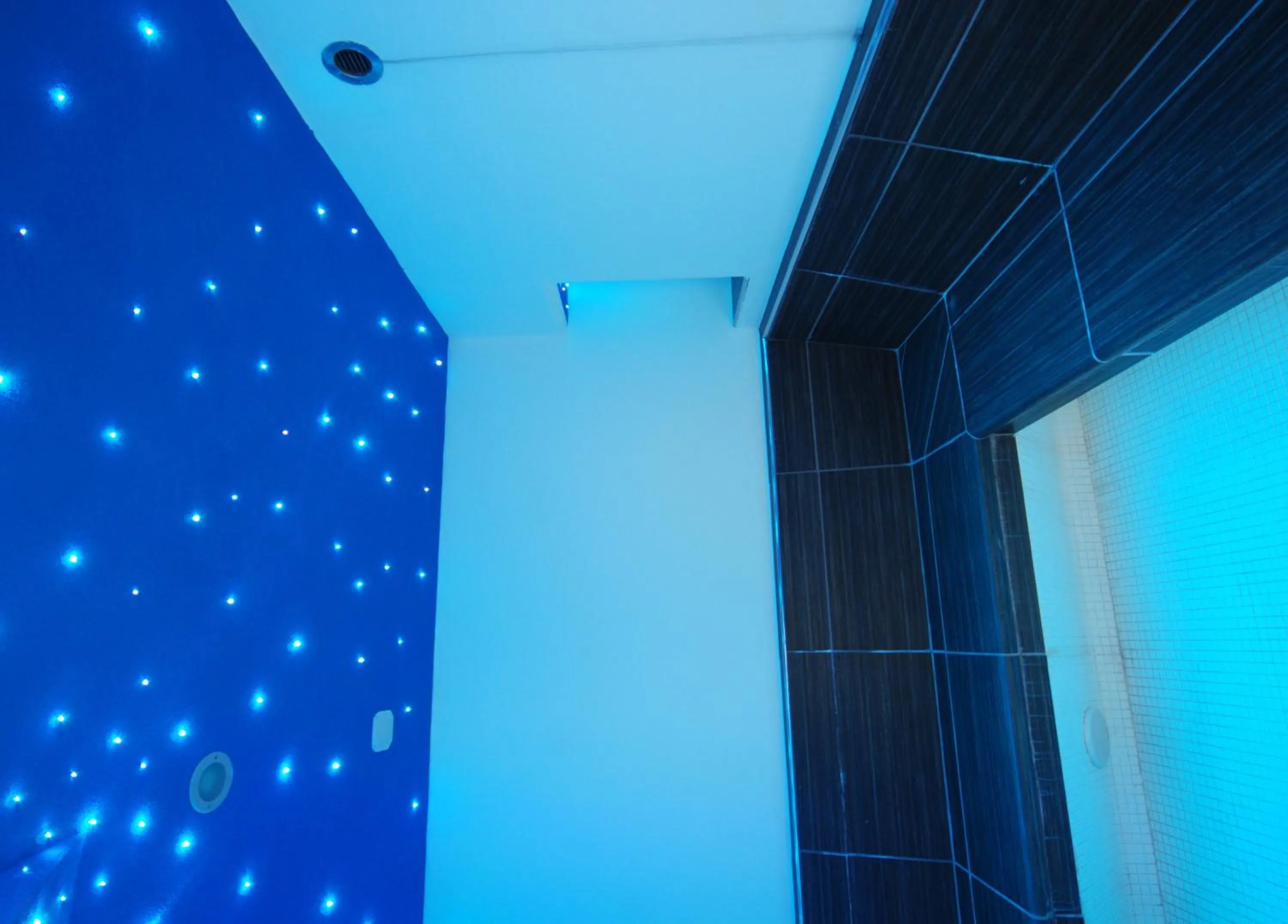 Steam room in Hotel Ideal