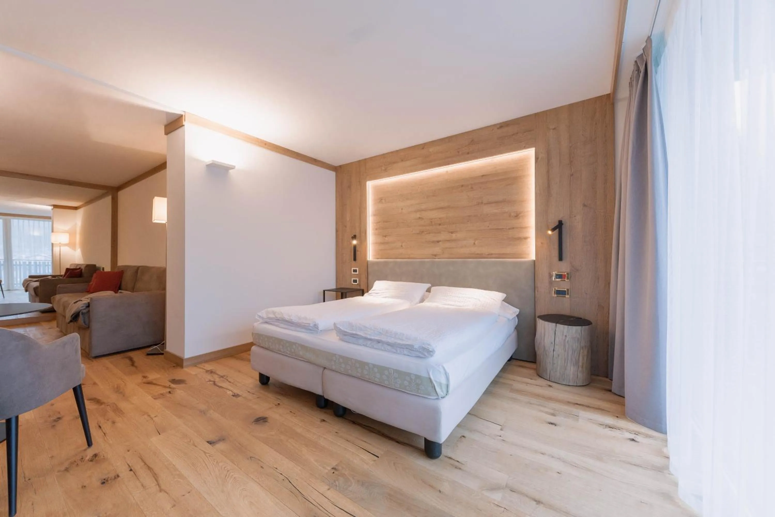 Bedroom, Bed in Hotel Ideal