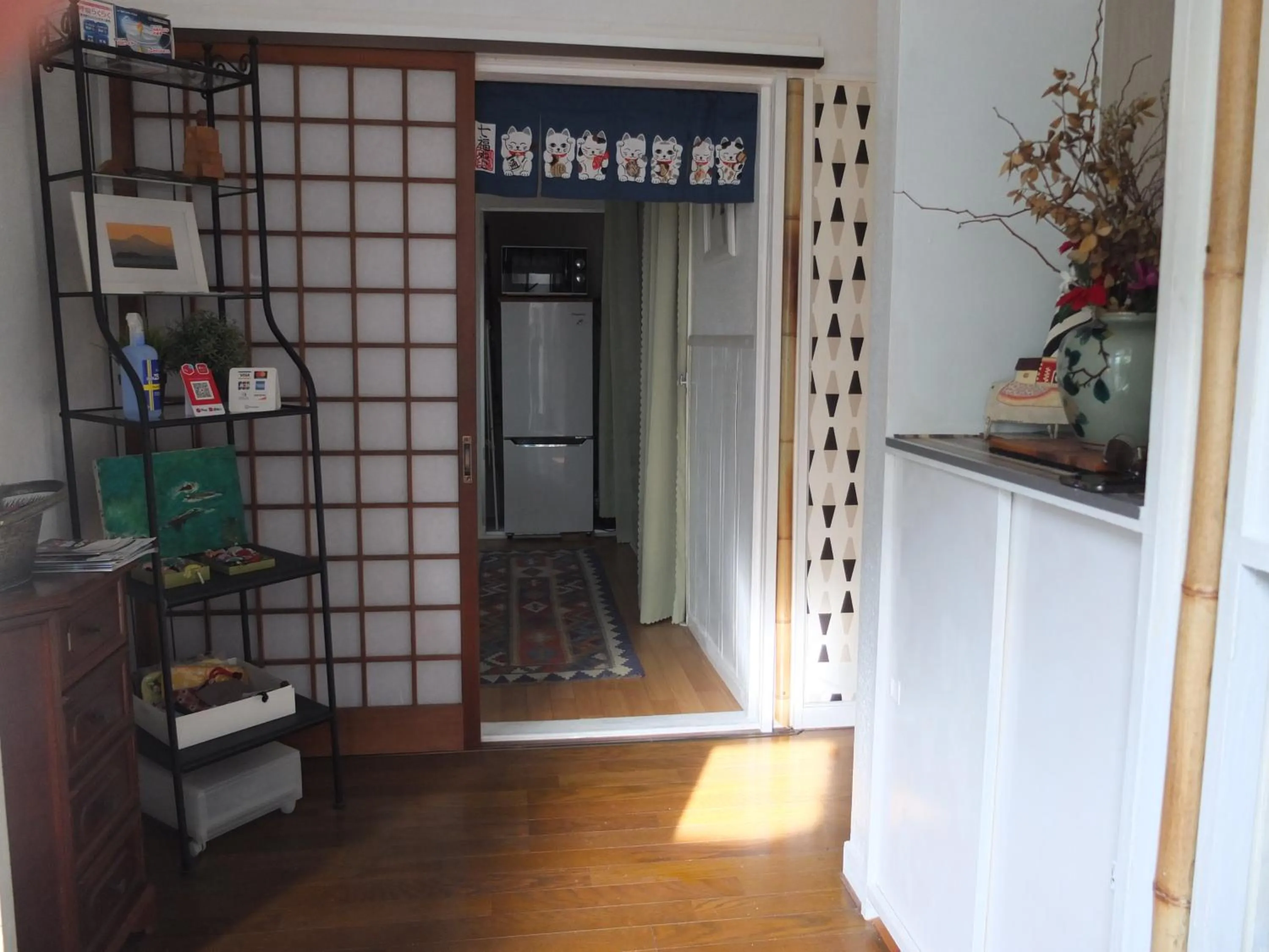 EMS Enoshima クラシックゲストハウス 寝室は個室 犬OK