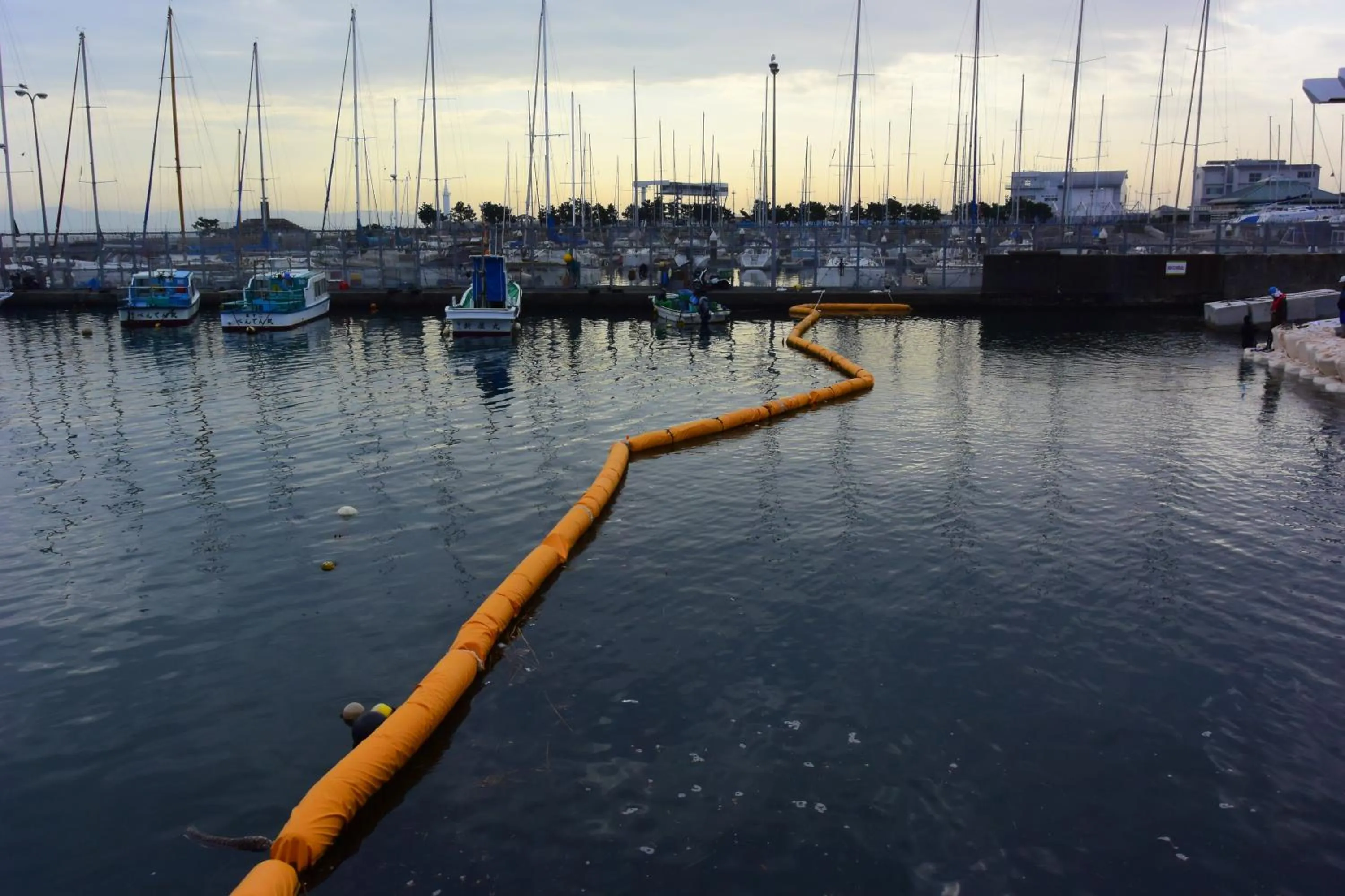 EMS Enoshima クラシックゲストハウス 寝室は個室 犬OK