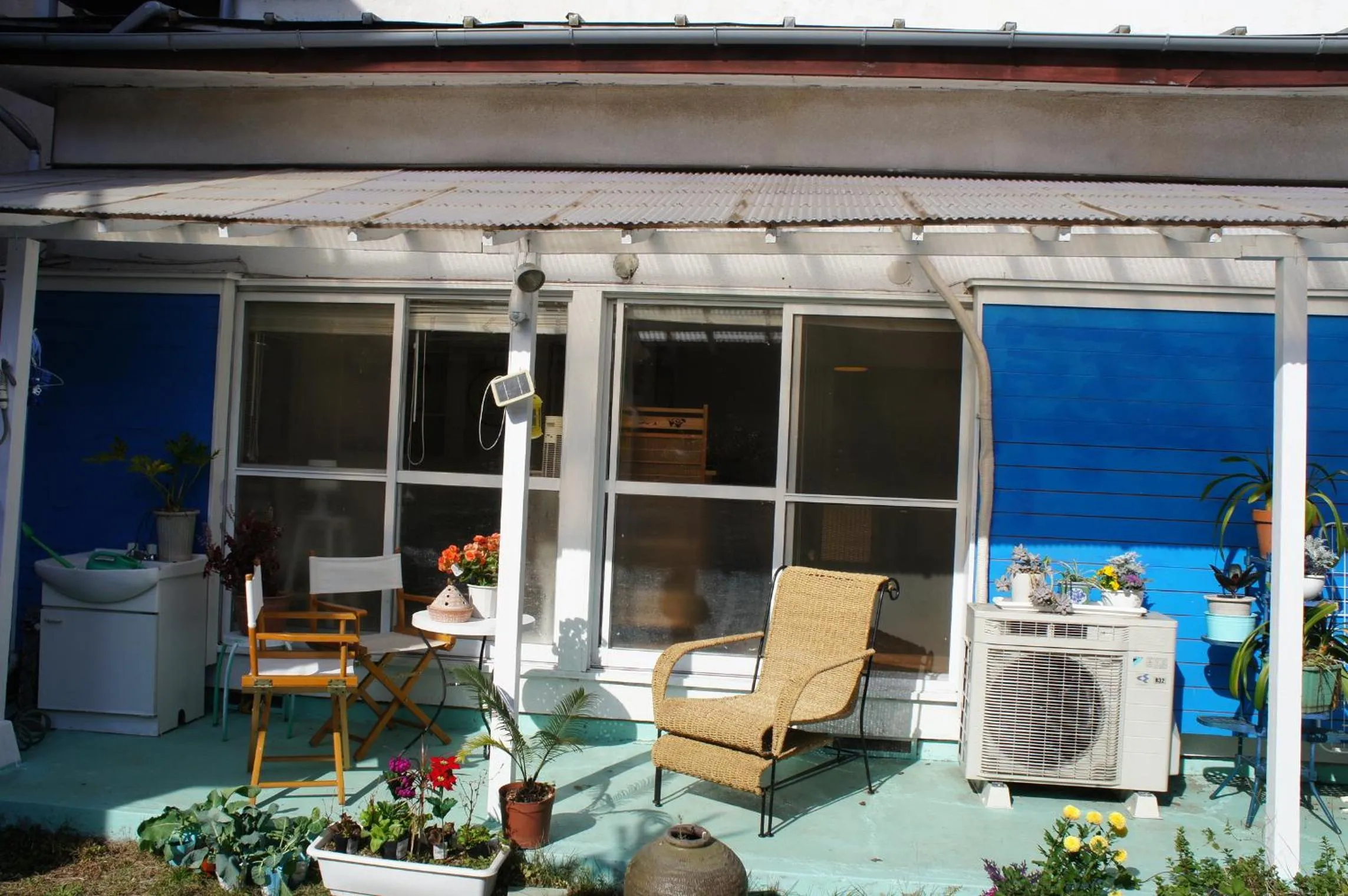 Property building in EMS Enoshima クラシックゲストハウス 寝室は個室 犬OK