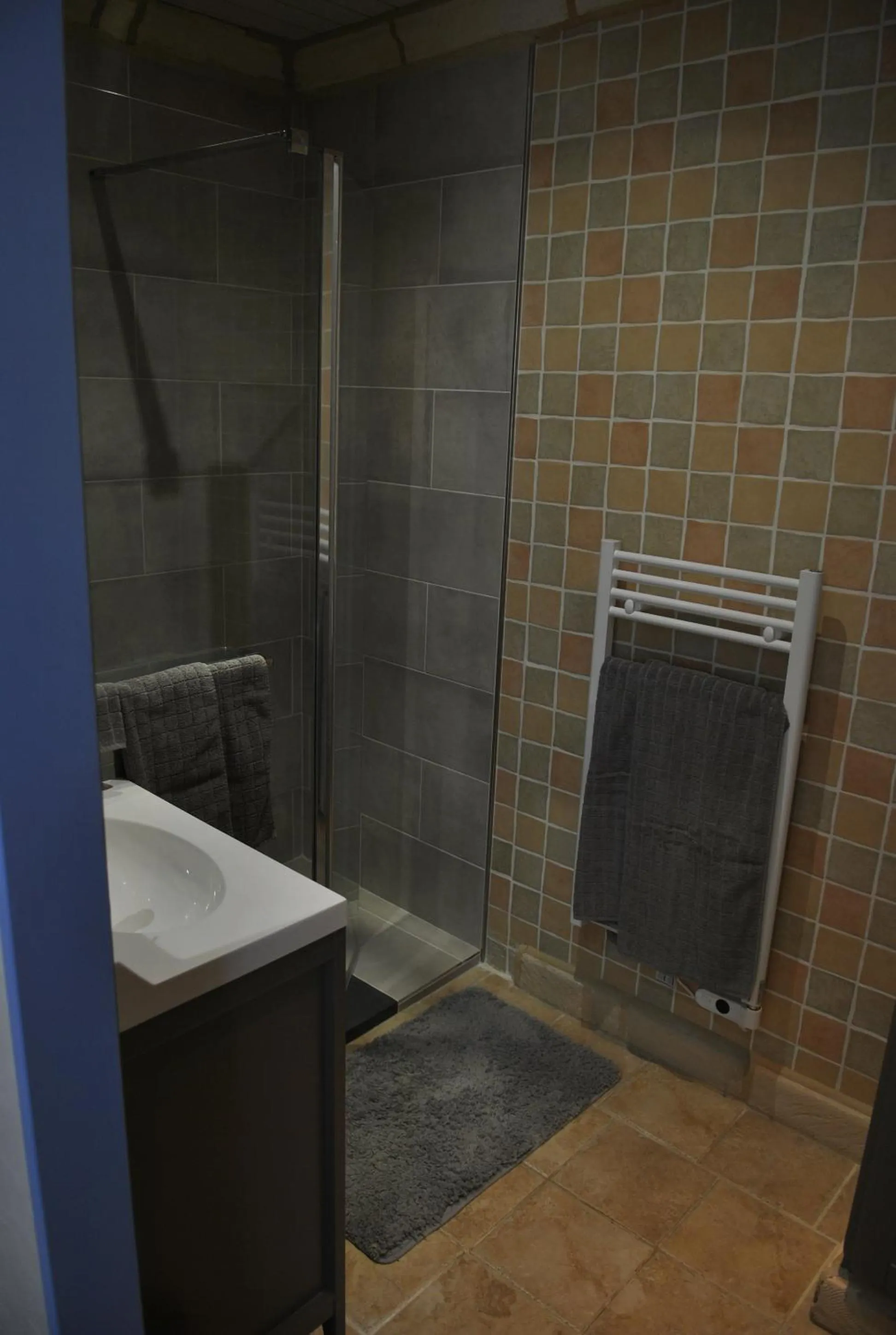 Bathroom in Villa QUINISSOLE