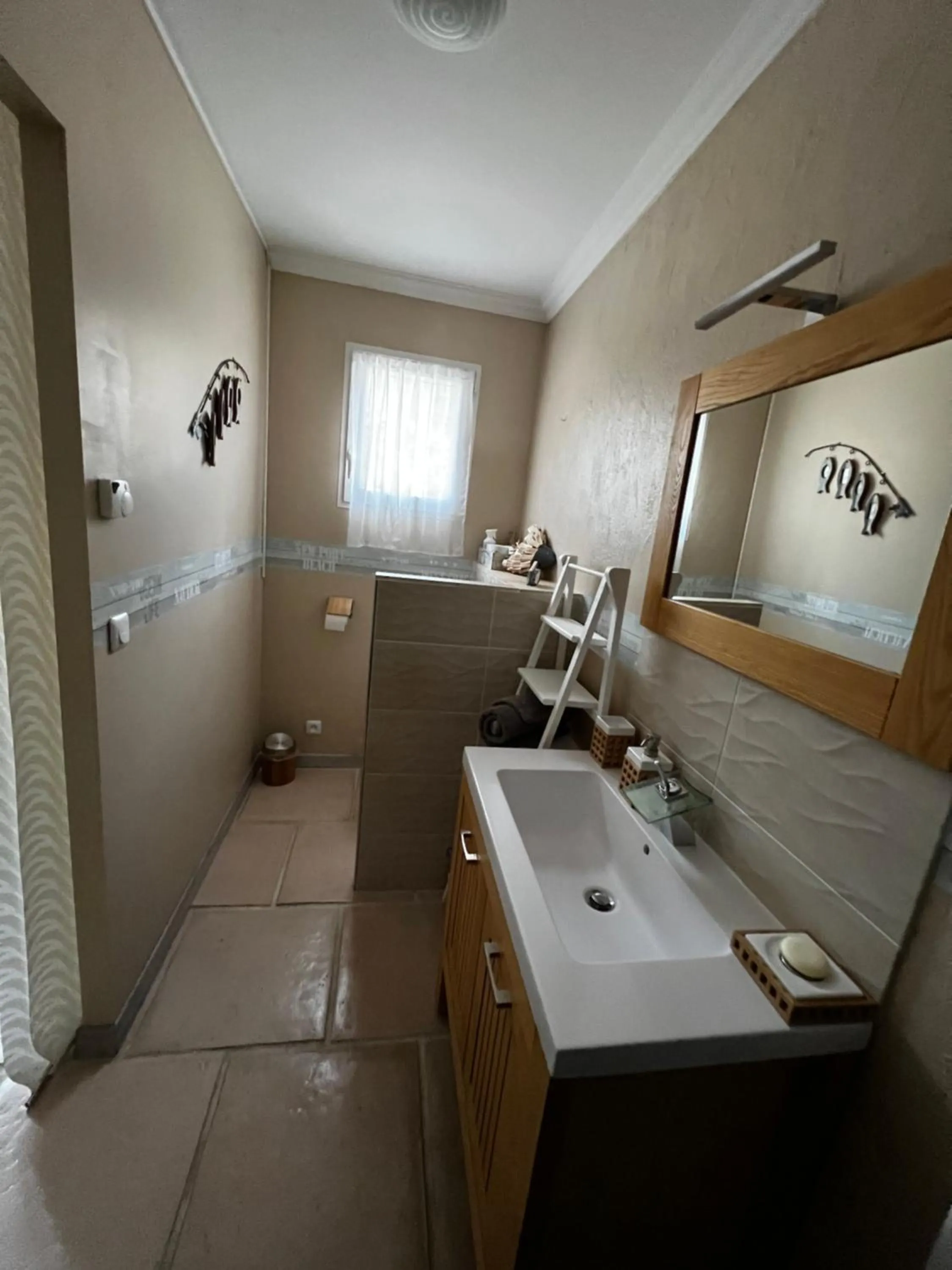 Bathroom in Villa QUINISSOLE