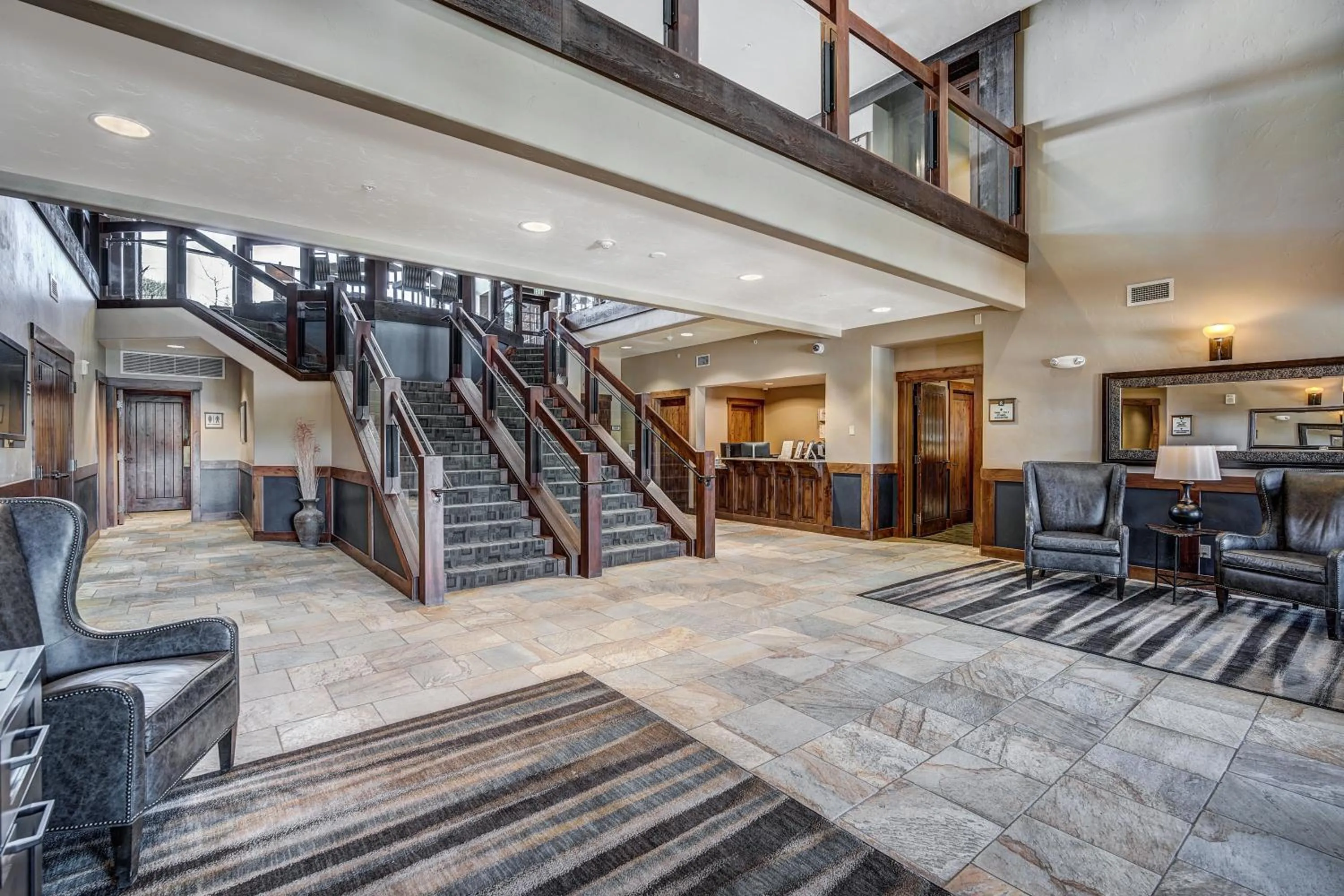 Crystal Peak Lodge C7400