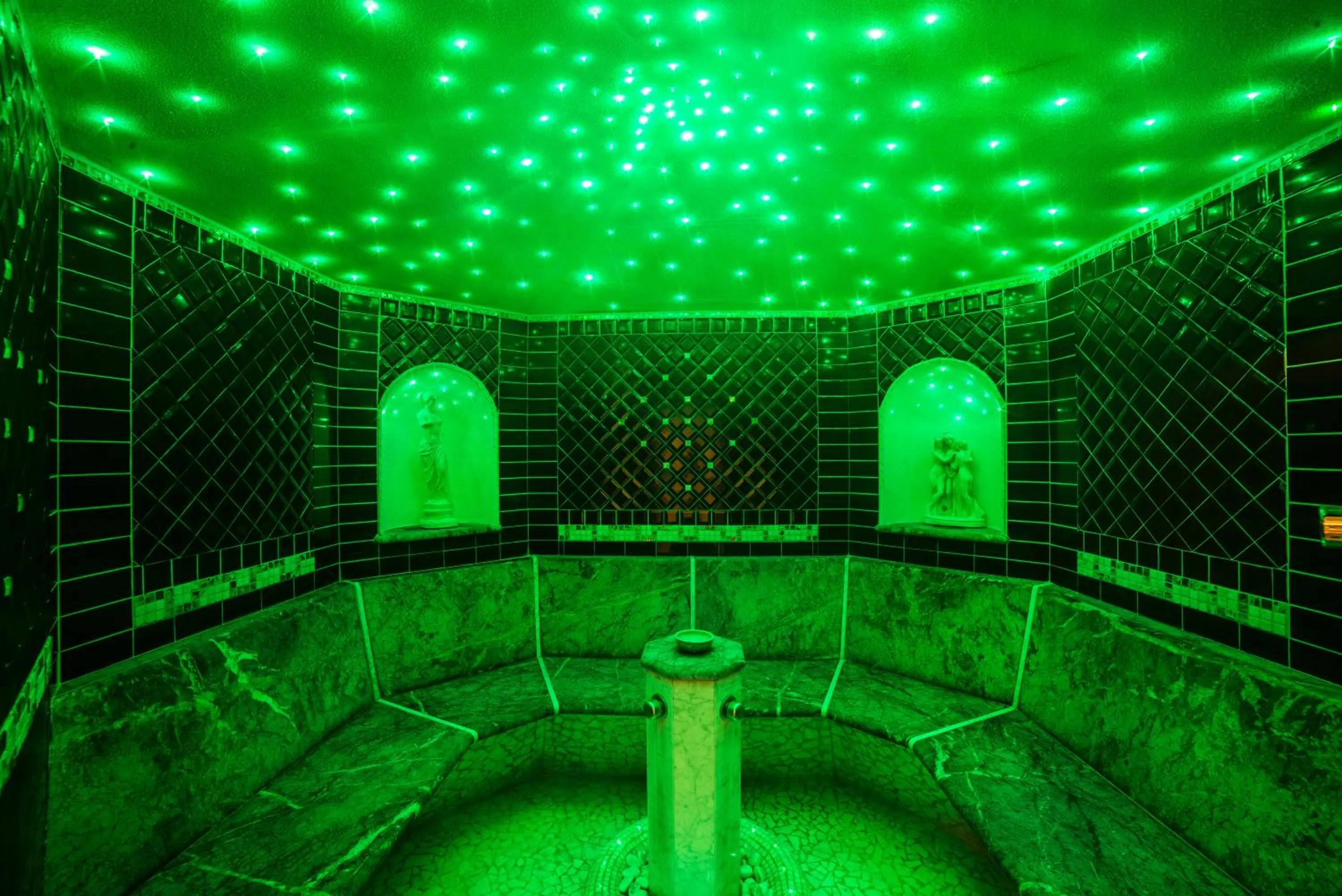 Sauna in Cavallino Lovely Hotel