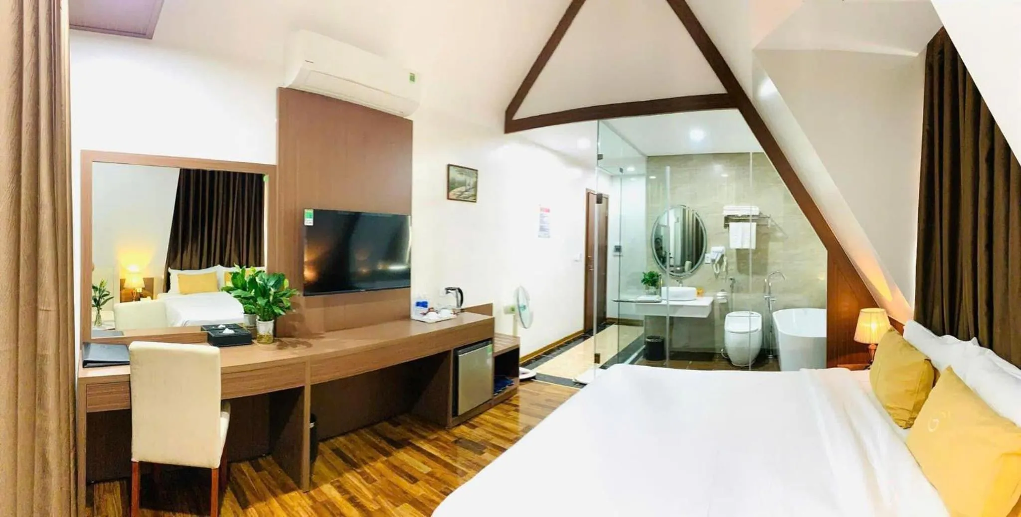 Bed in Green Hadong Hotel