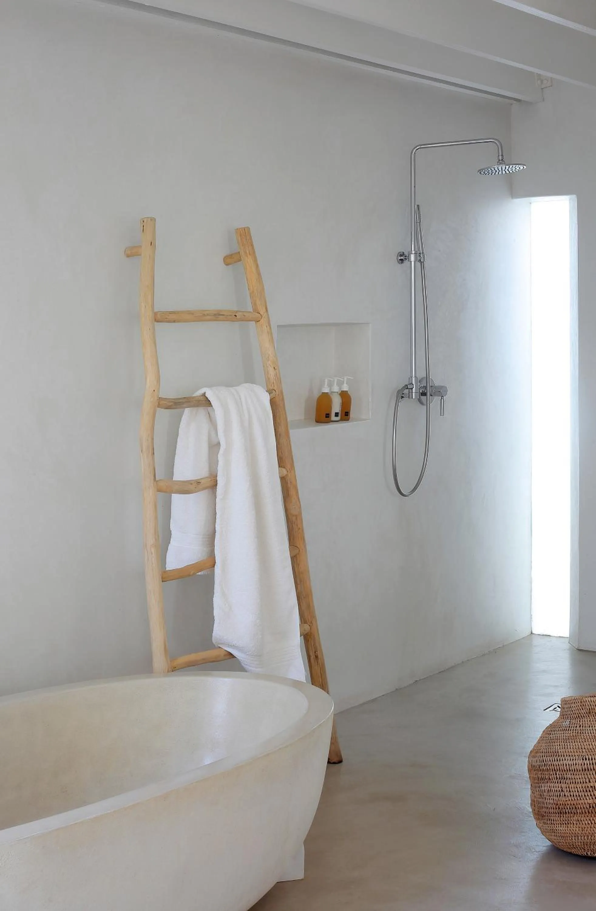 Shower, Bed in Strandloper Ocean Boutique Hotel