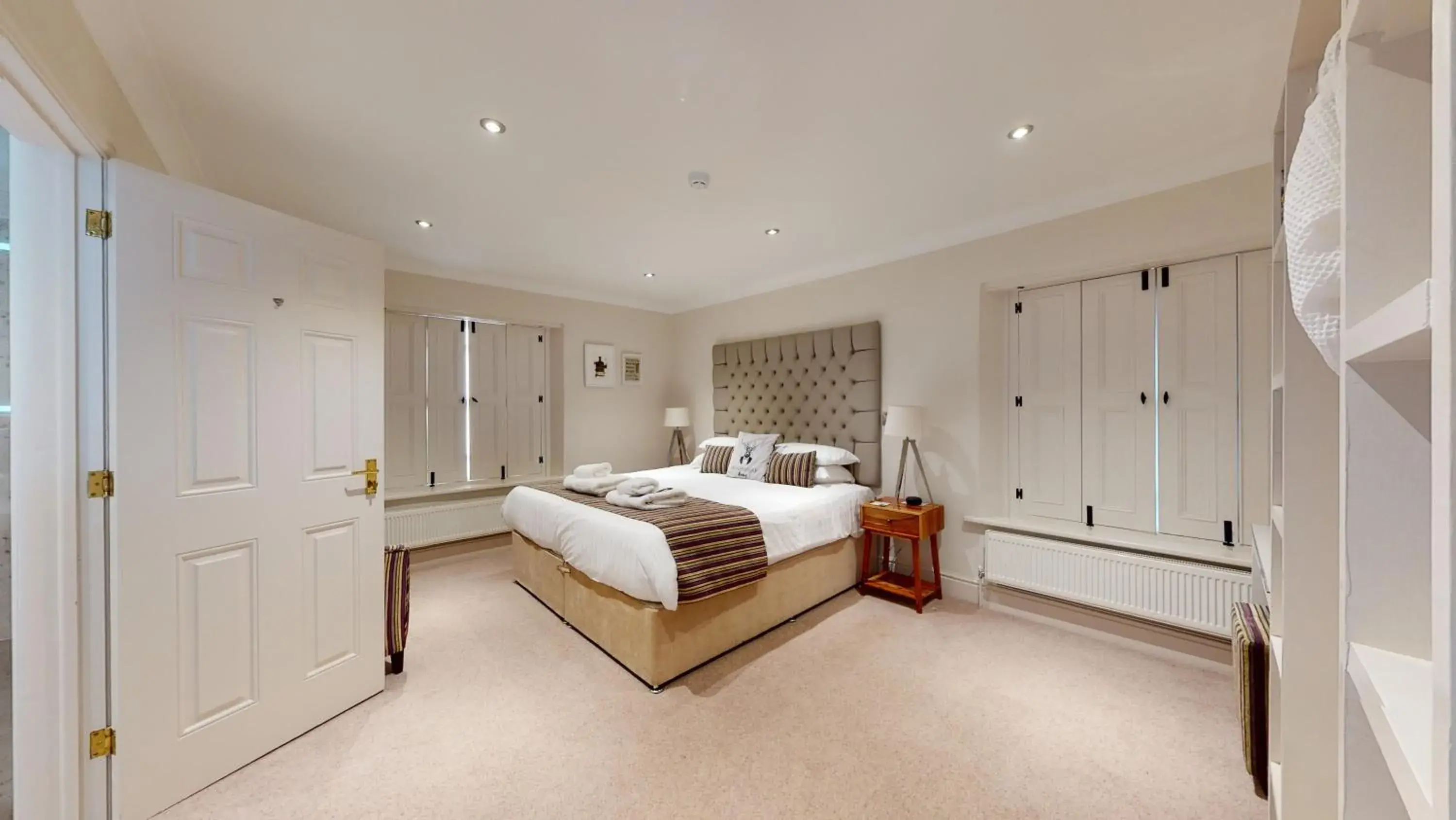 Superior King or Twin Room in The Devonshire Arms Superior King or Twin Room in The Devonshire Arms