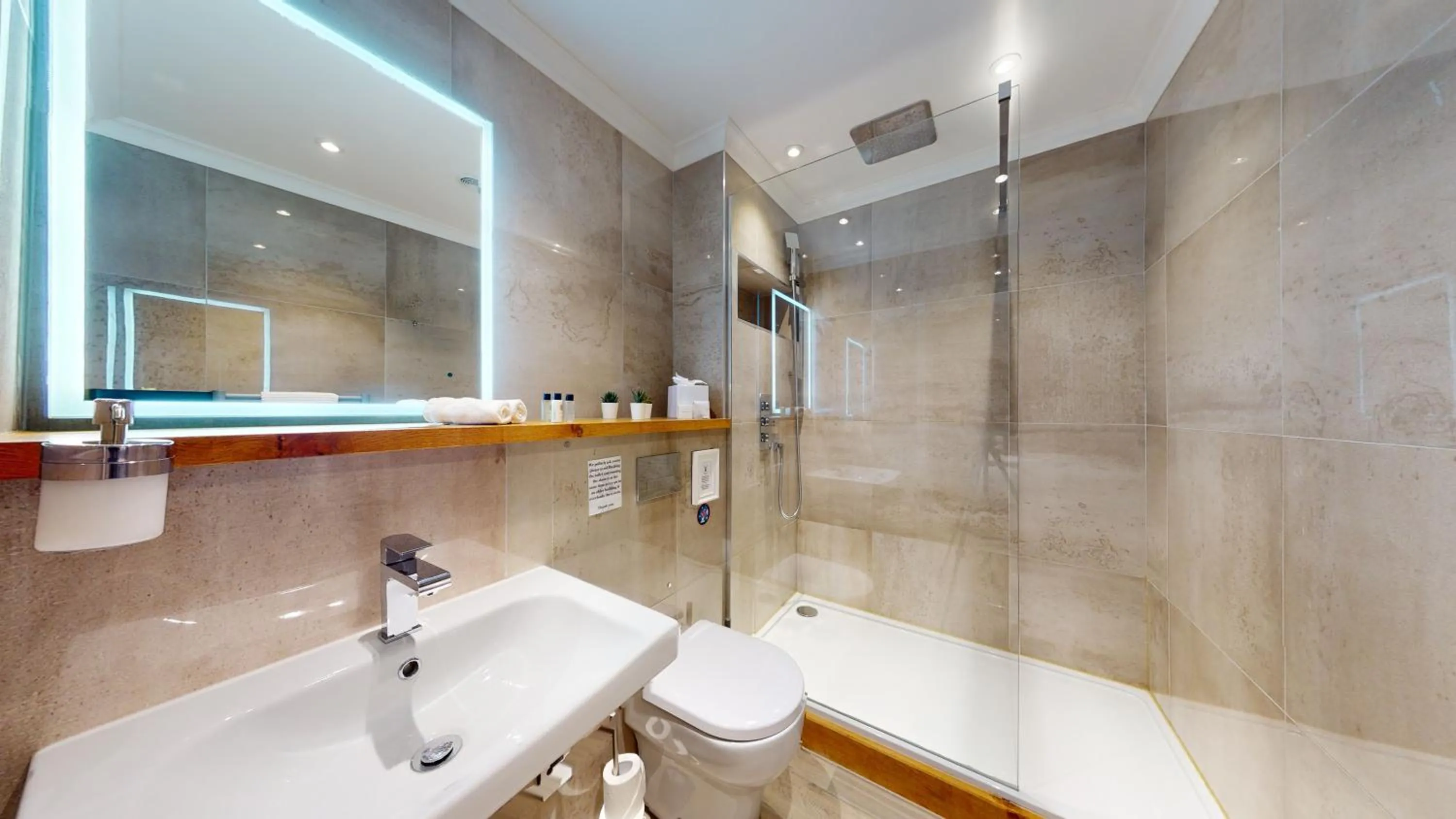 Bathroom in The Devonshire Arms