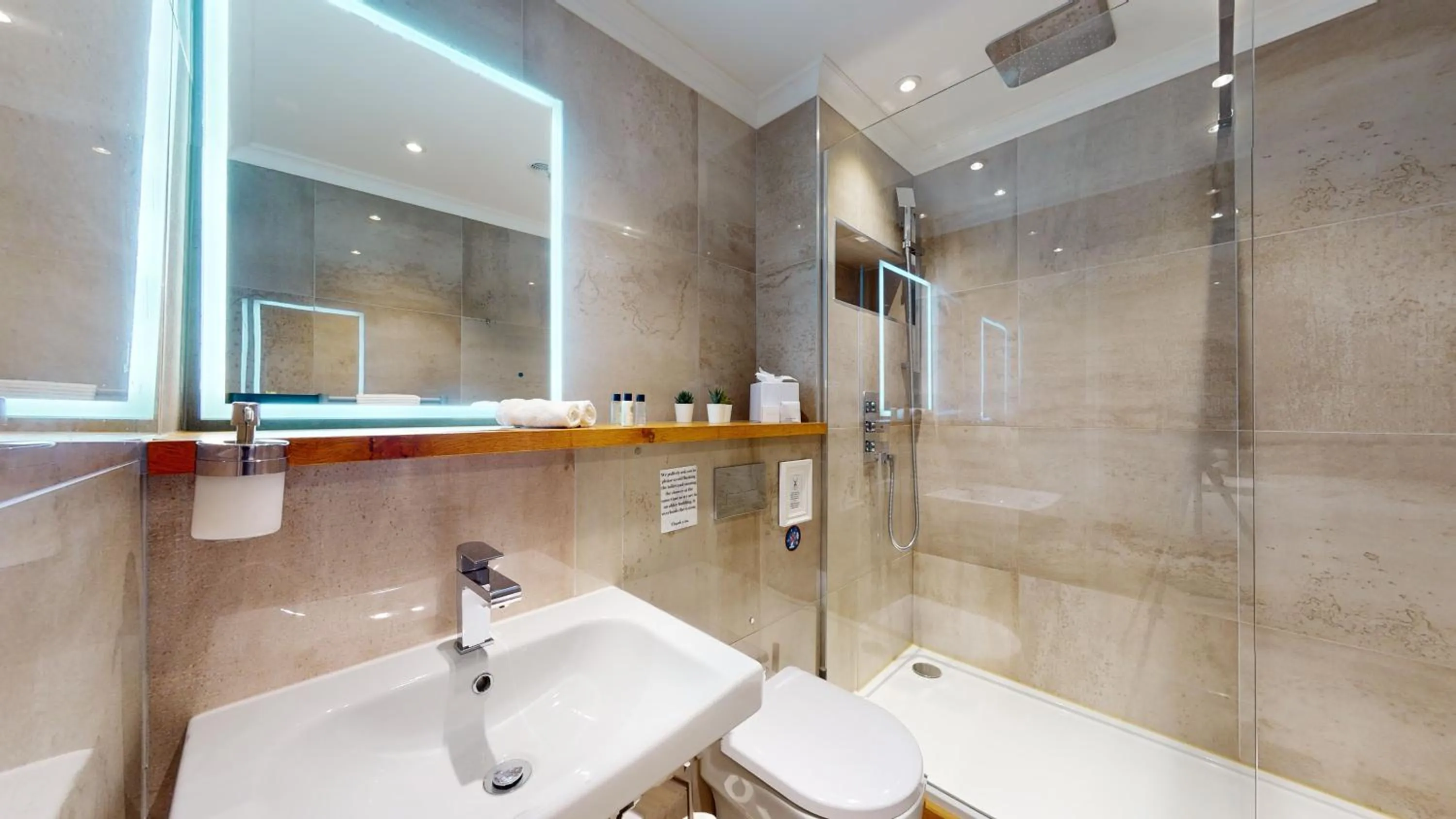 Bathroom in The Devonshire Arms