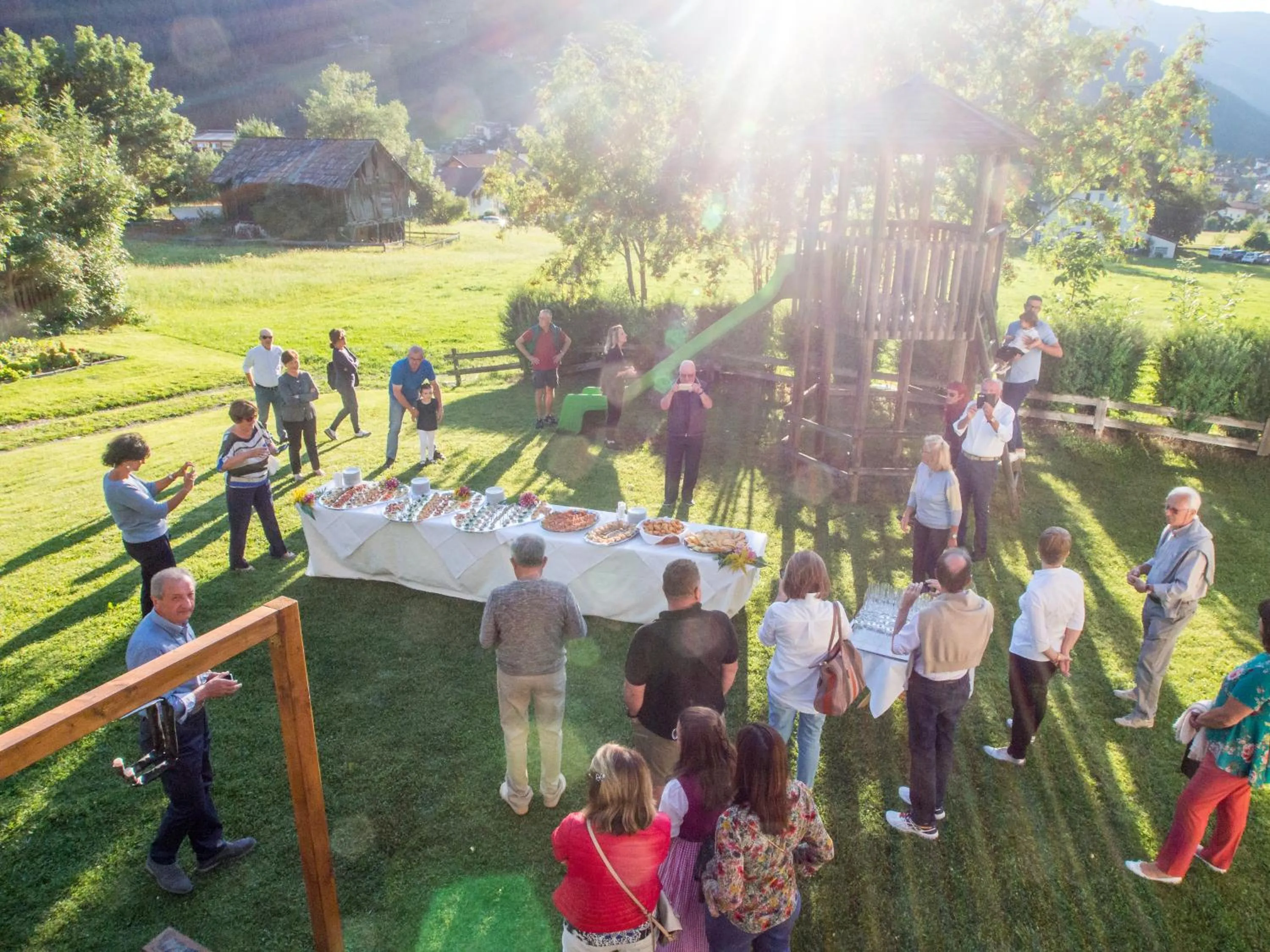 Restaurant/places to eat in BergHotel Majarei