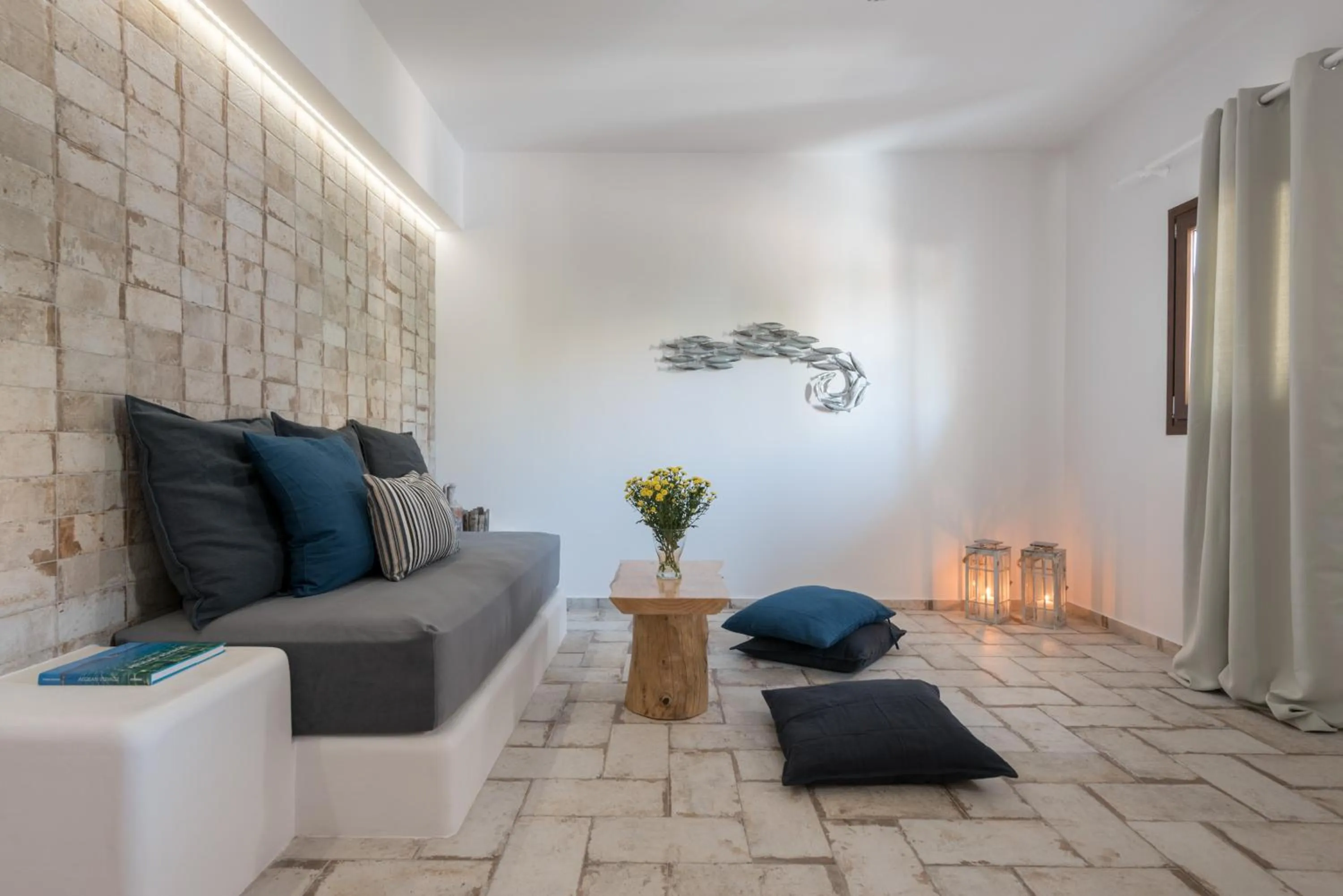 Living room in Elia Residences Santorini