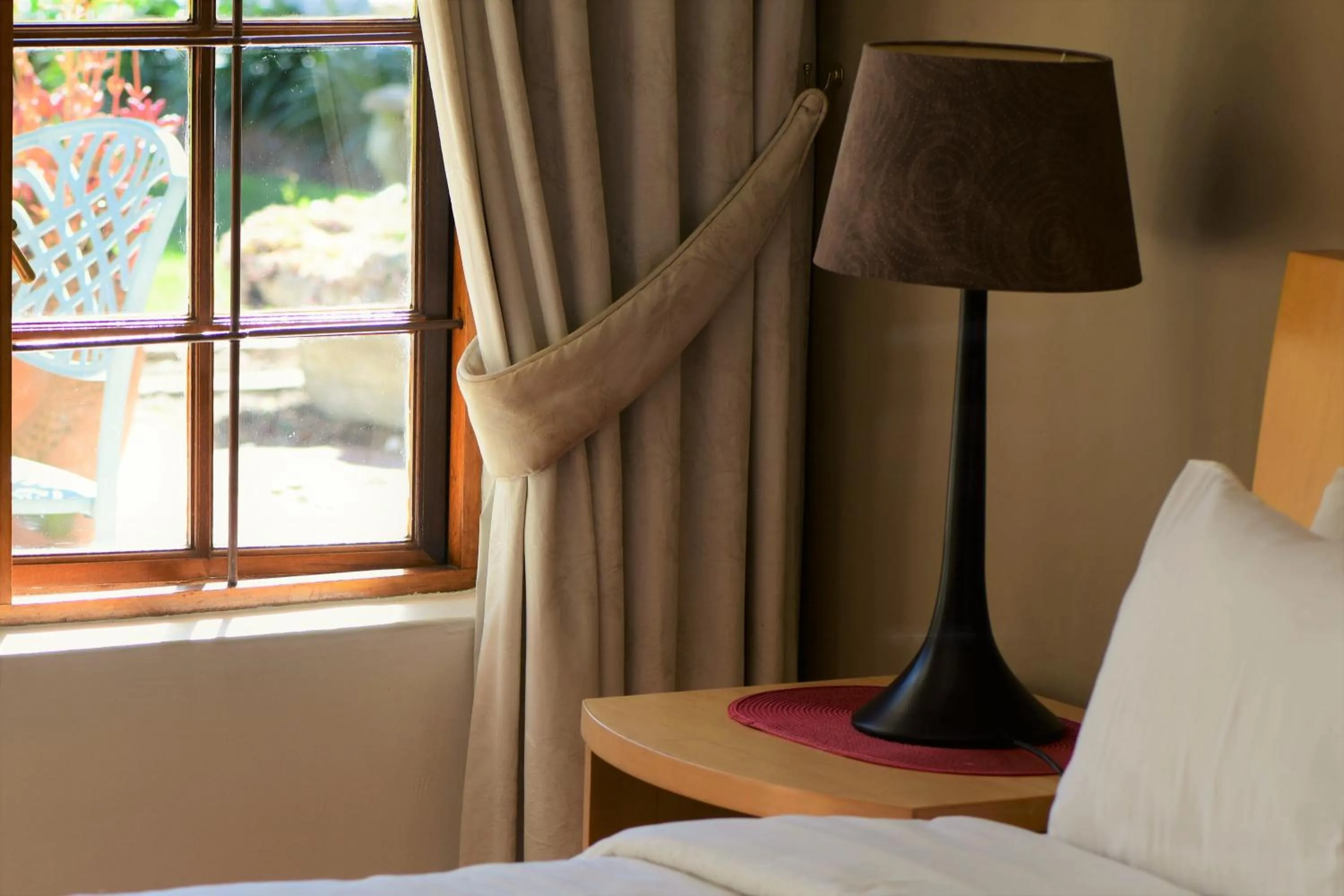 Decorative detail, Bed in Highgrove Guesthouse Morningside Sandton