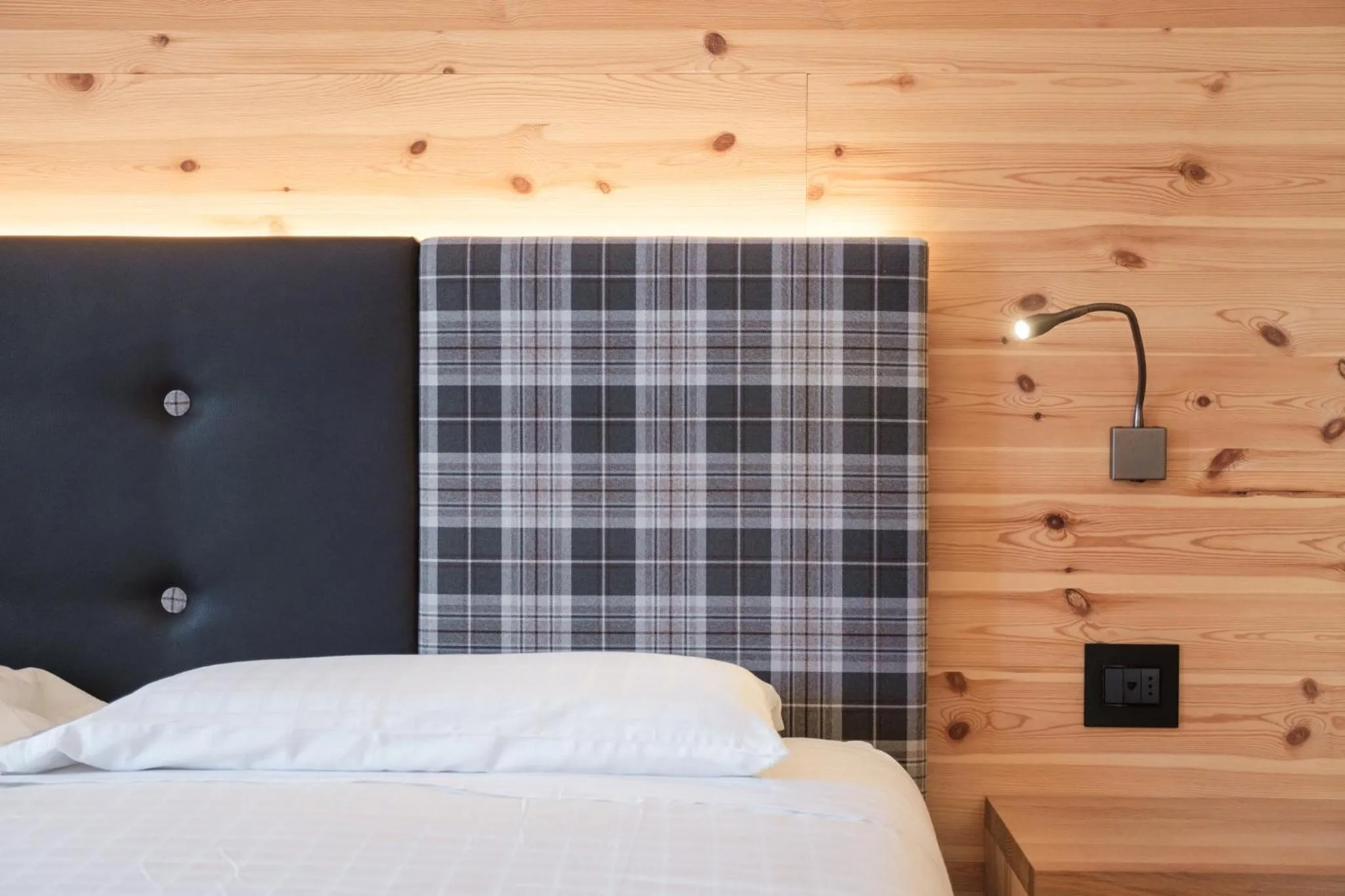 Bed in Hotel Piccola Baita