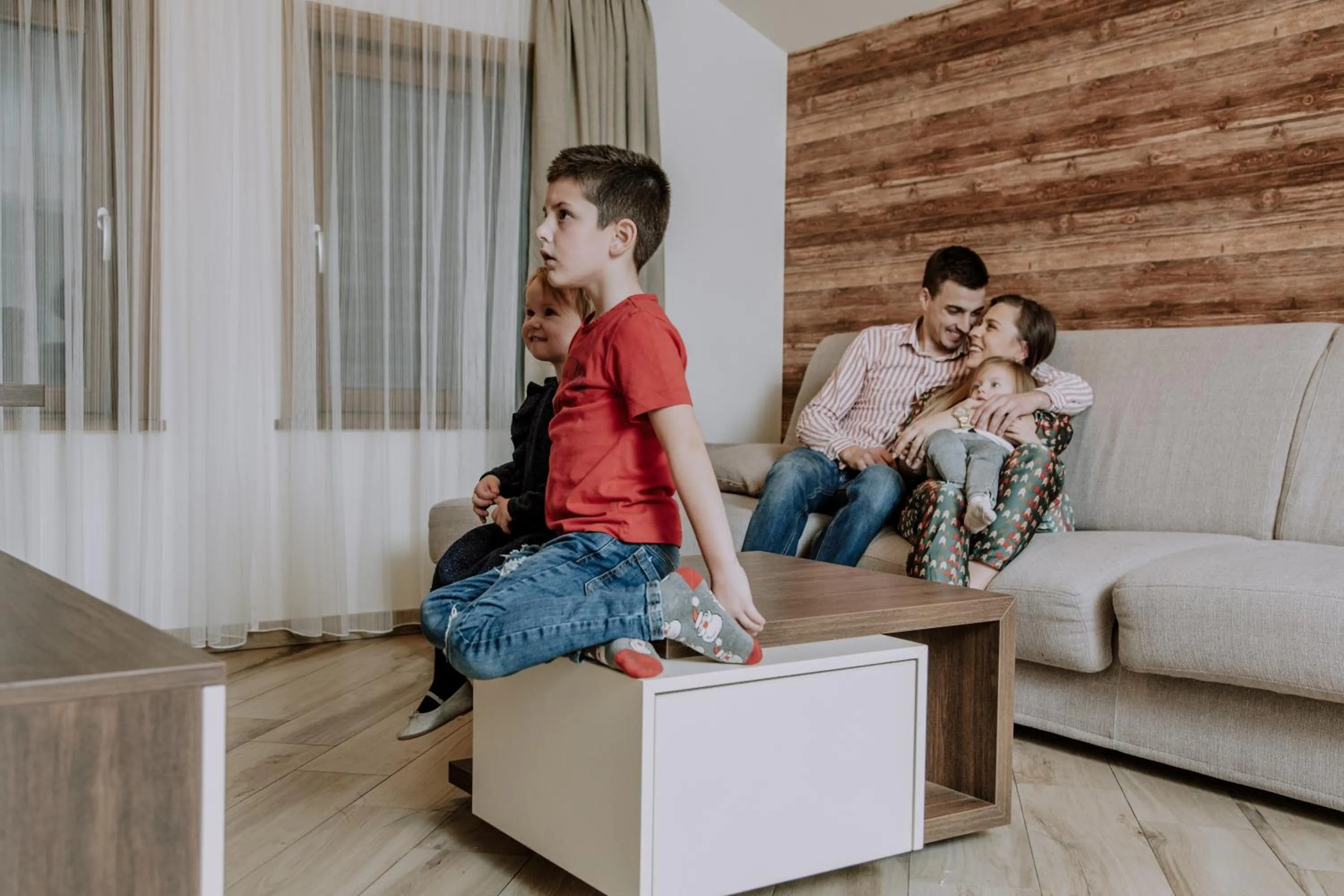 People in Central Inn