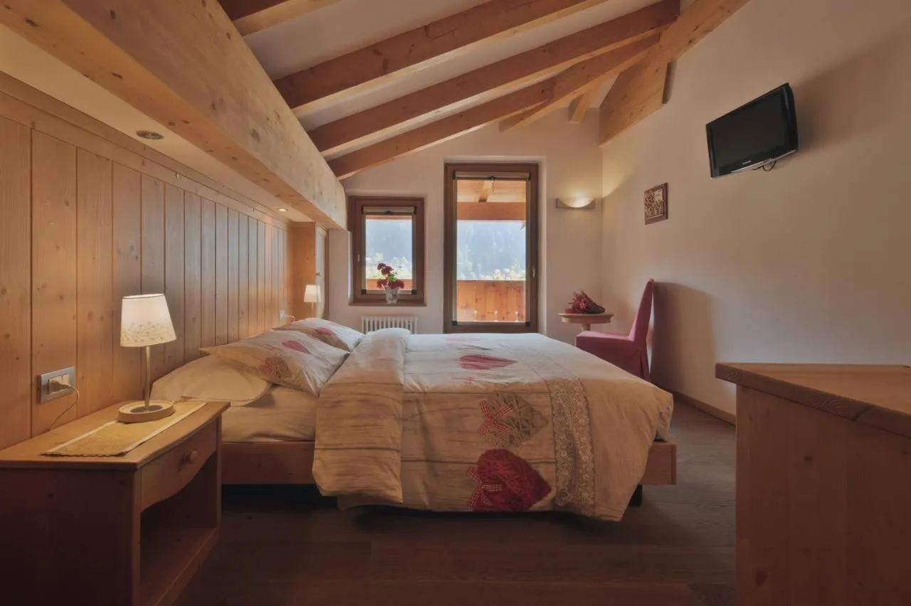 Bed in Dolomiti Hotel Cozzio