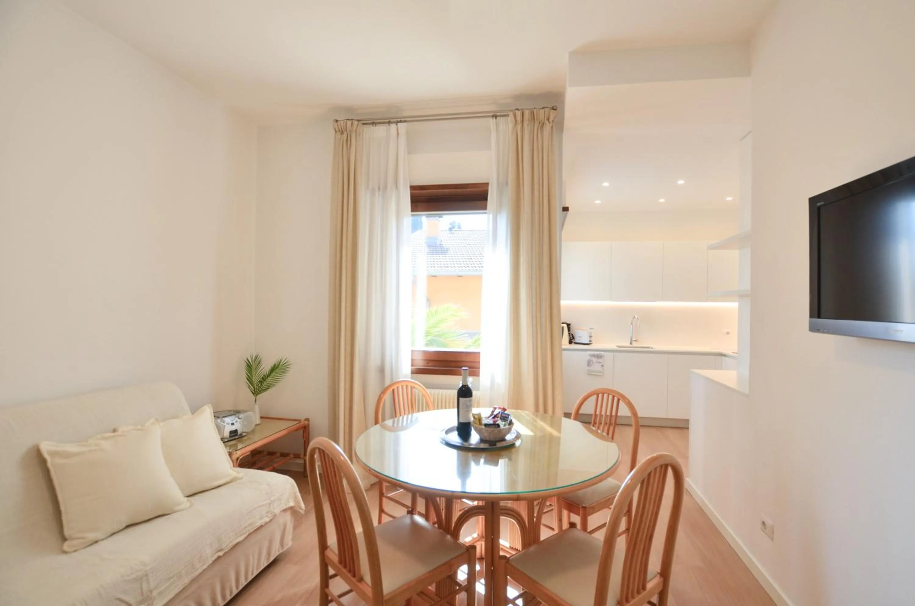 Living room in Villa Phoenix - Lake Apartments