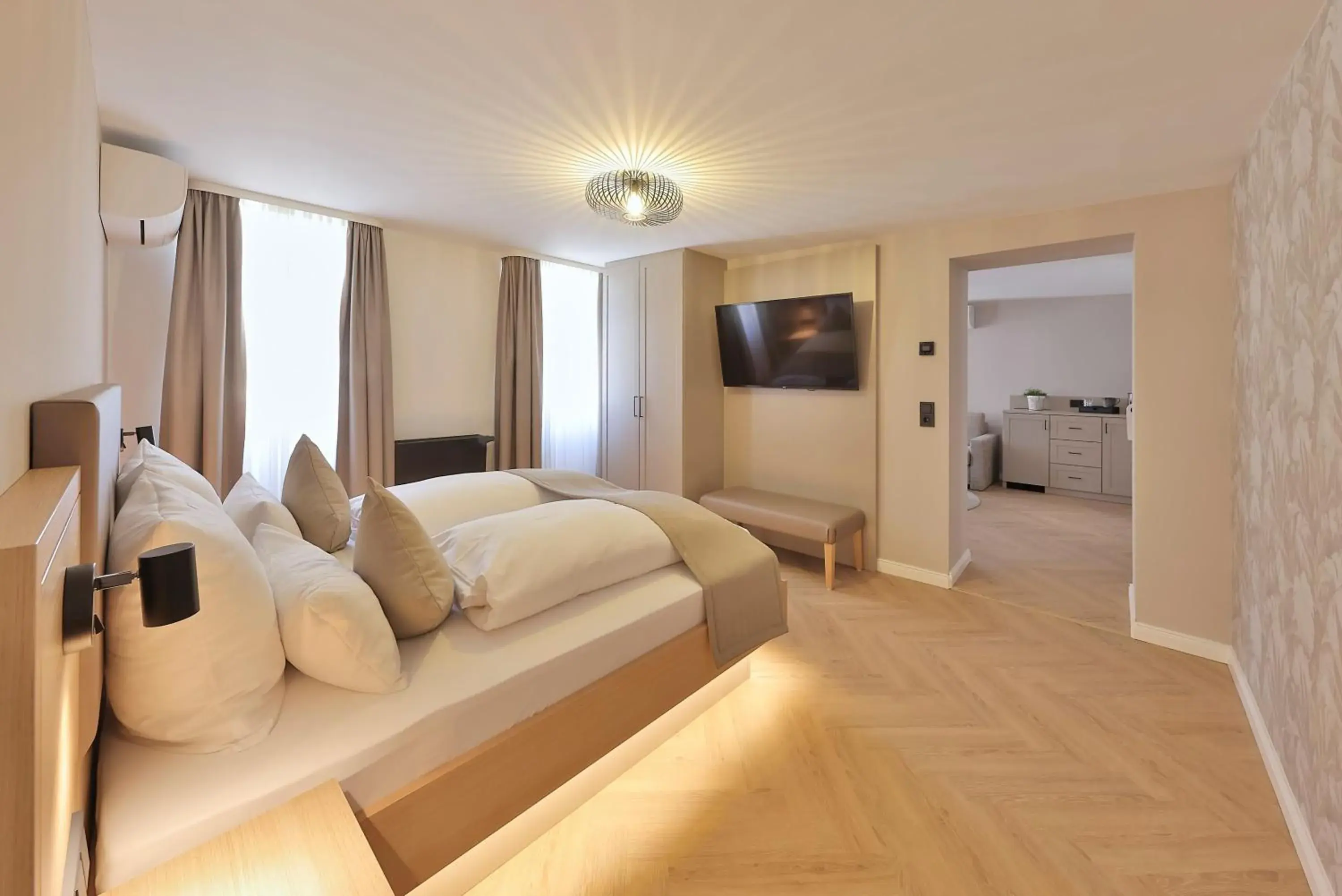 Deluxe King Suite in Hotel Württemberger Hof Deluxe King Suite in Hotel Württemberger Hof