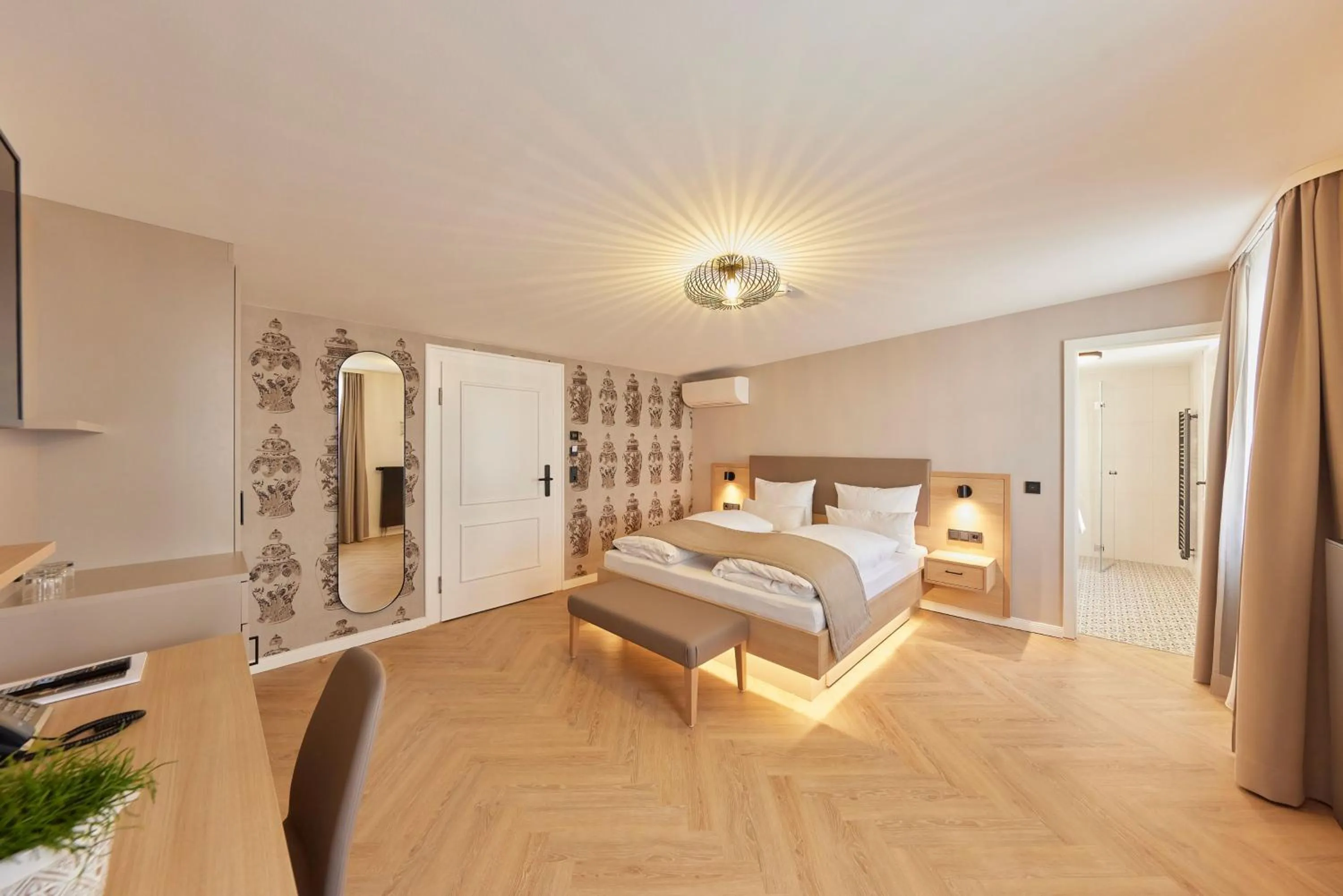 Bed in Hotel Württemberger Hof