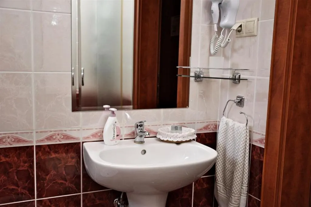 Toilet in Hotel Lukács Superior