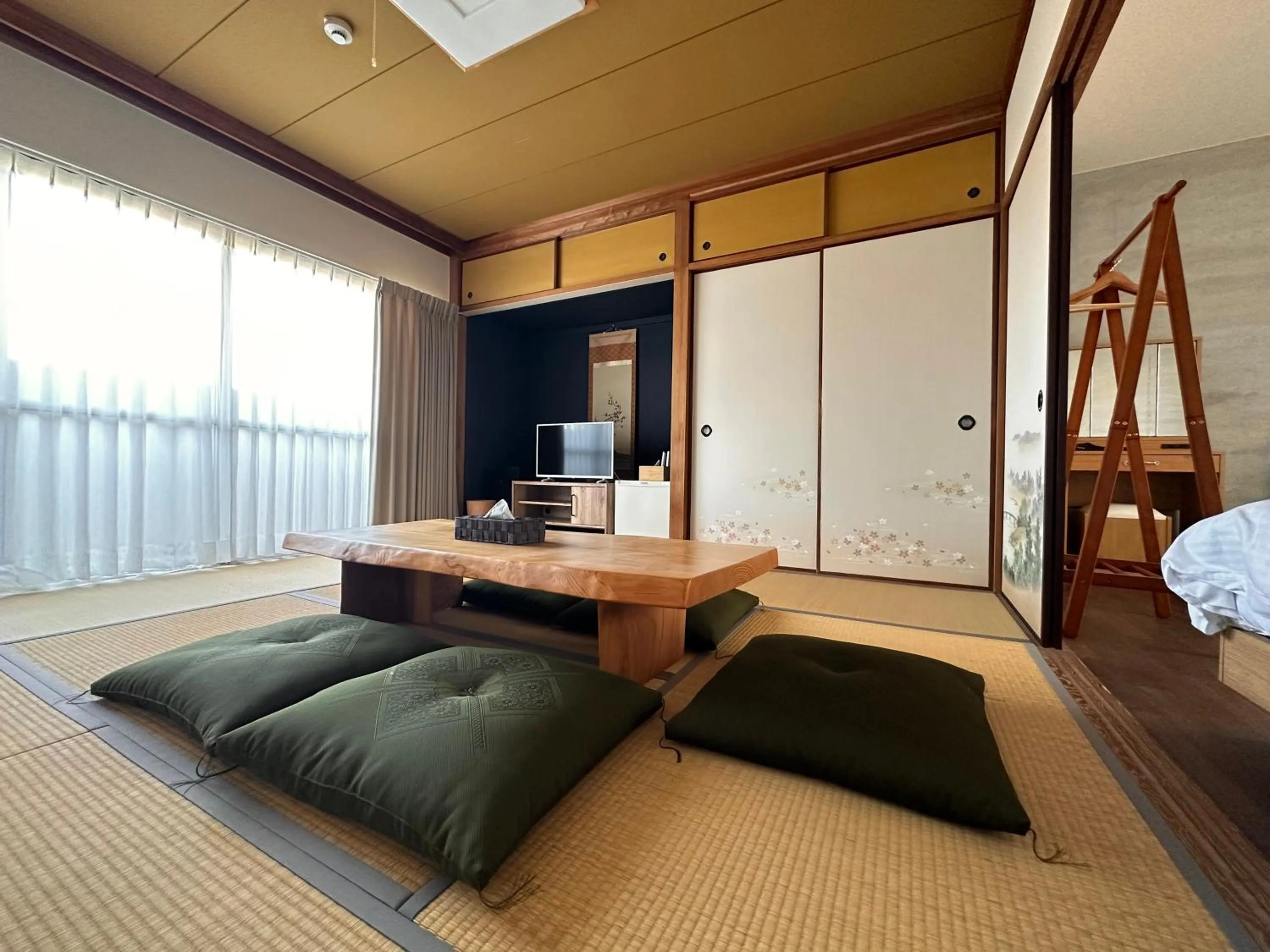 Photo of the whole room, Bed in TRAVEL&BOOK HOTEL HULATONCABIN TAKAMATSU
