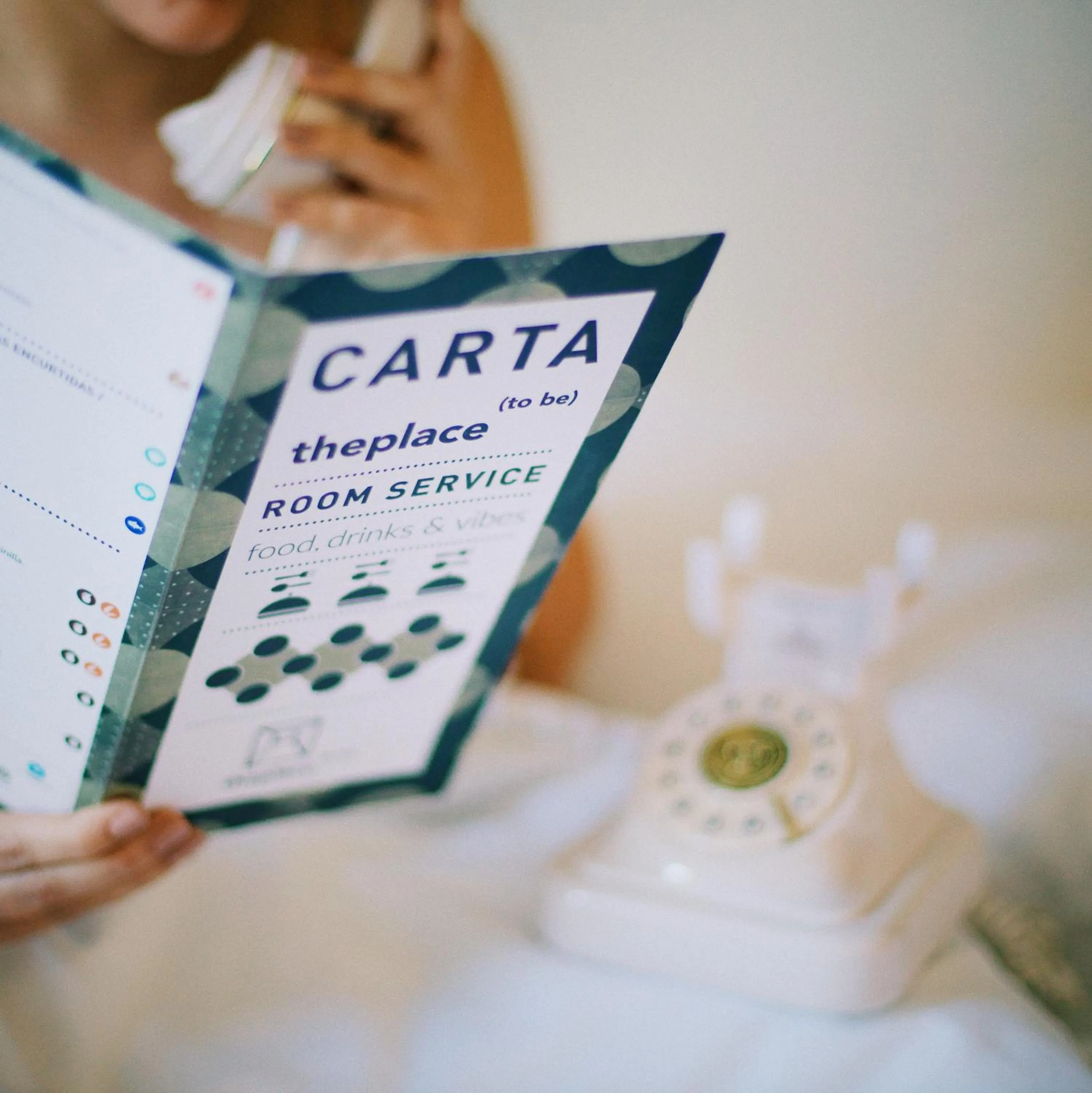 Food and drinks in Petit Palace Santa Bárbara