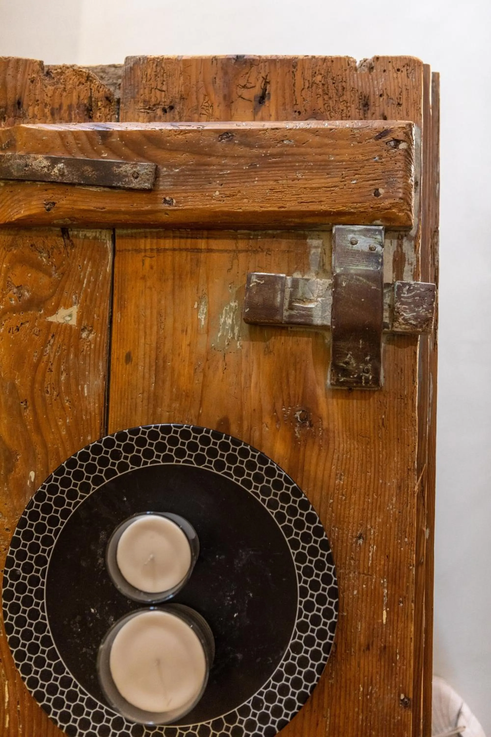 Decorative detail in Nalas Suites