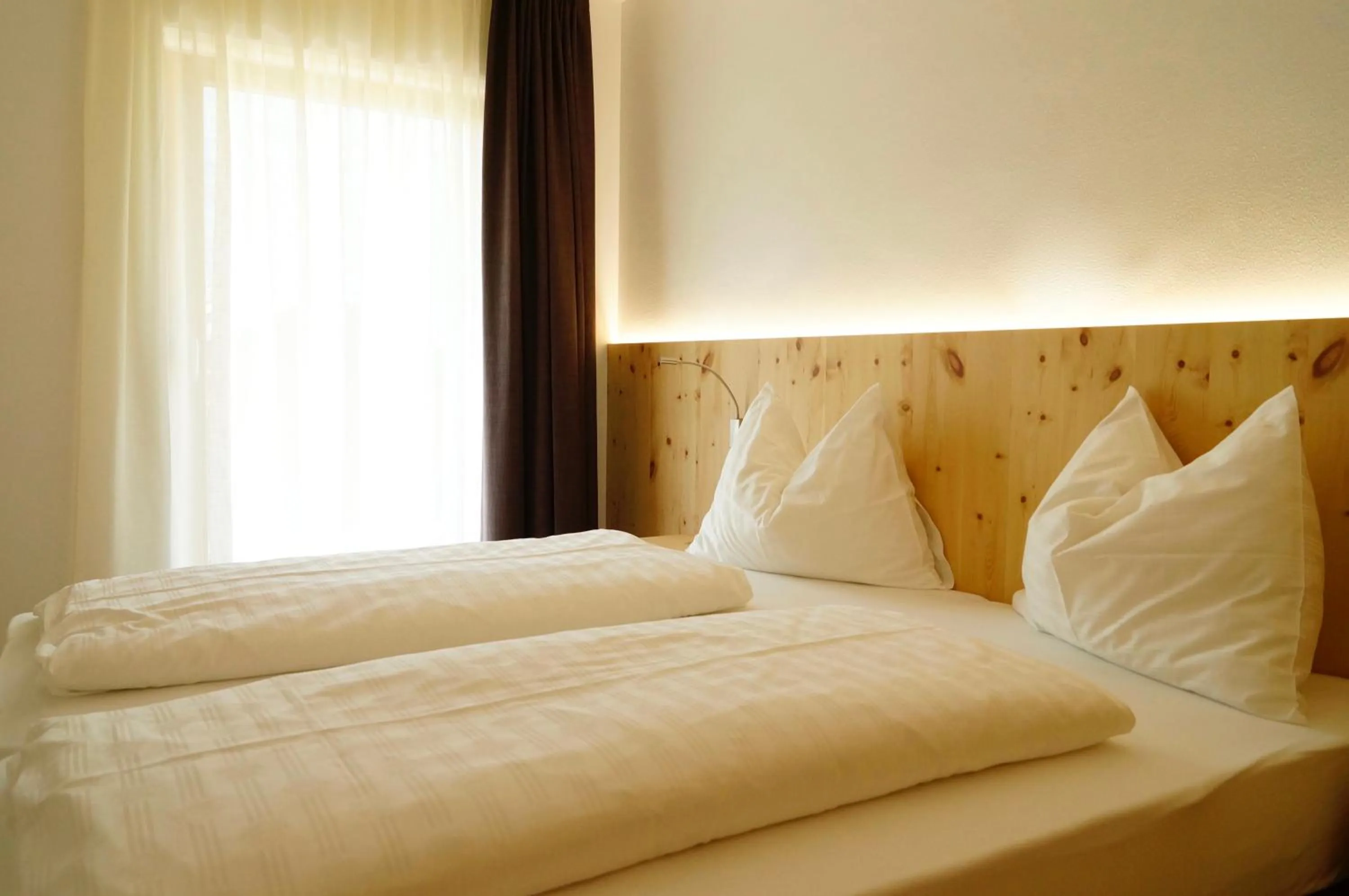 Bed in Residence Larciunei