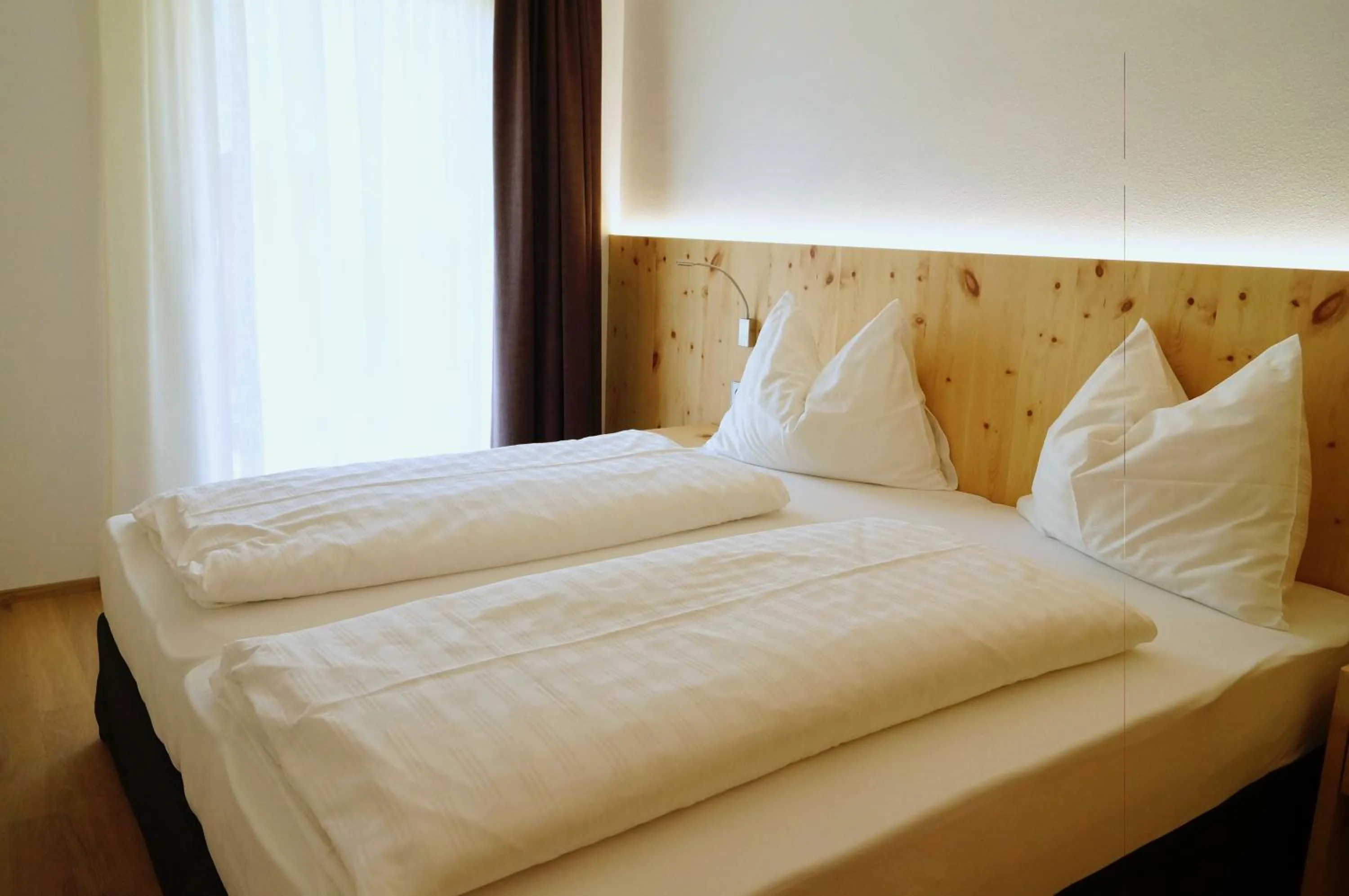 Bed in Residence Larciunei