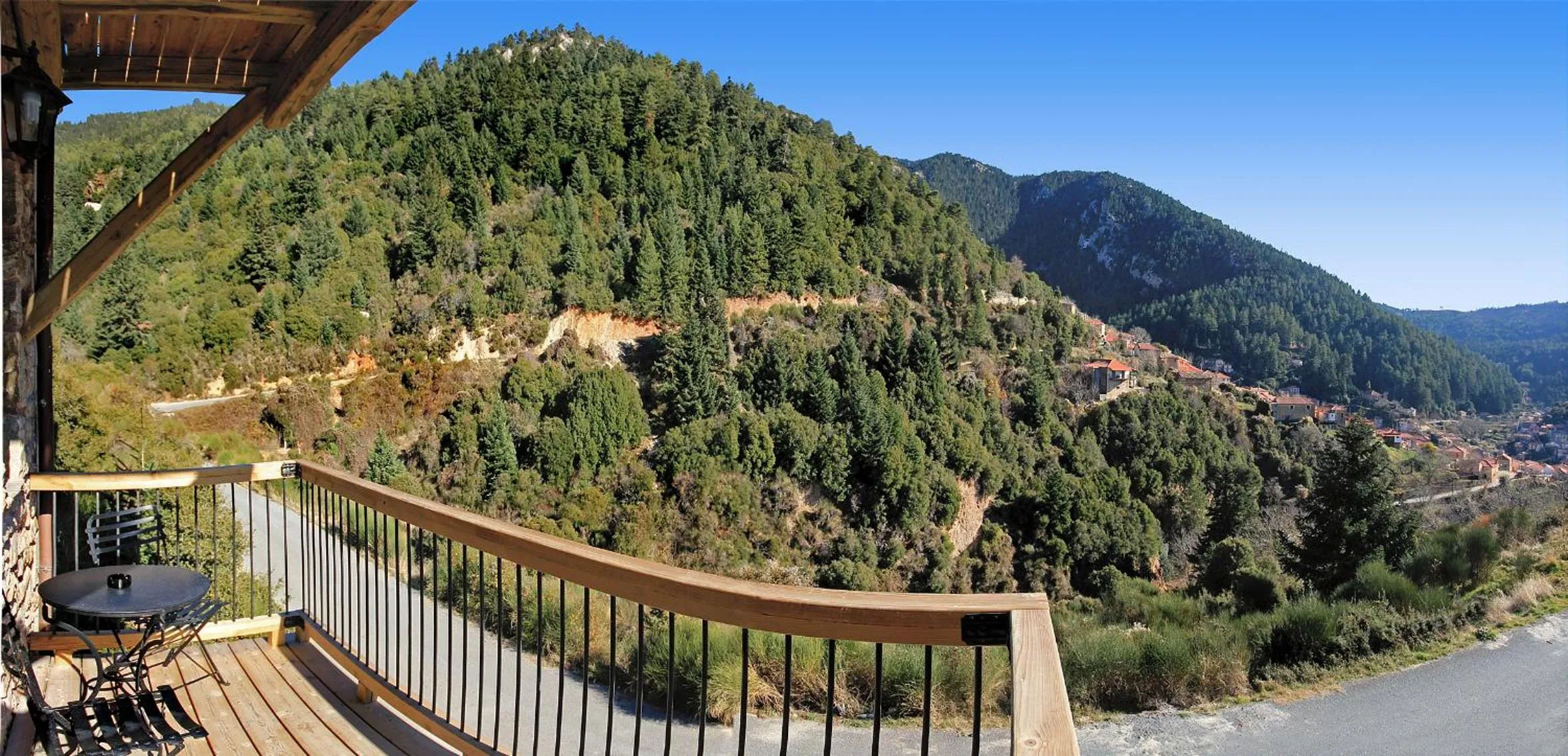 Garden view in Pritanio