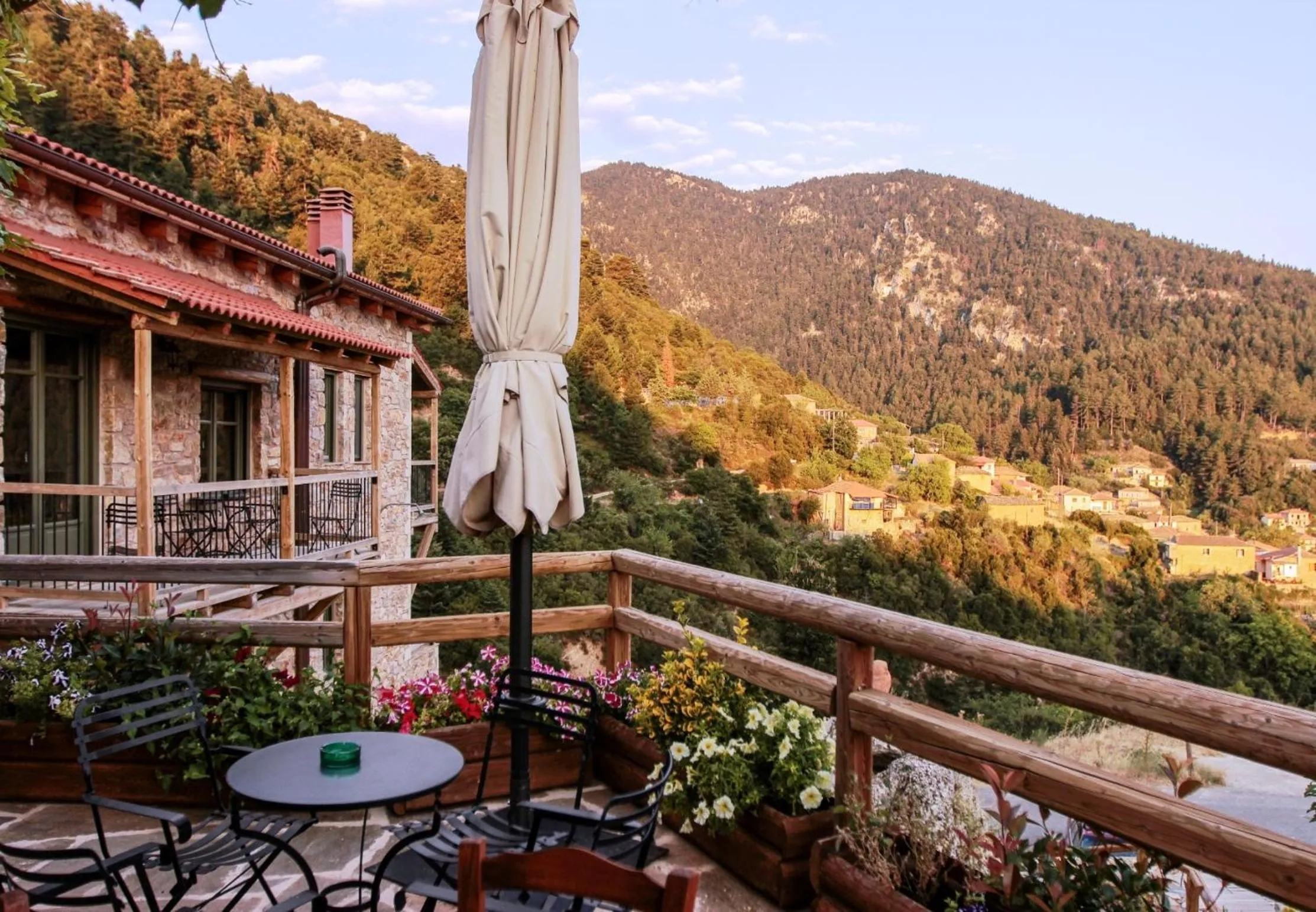 Restaurant/places to eat in Pritanio