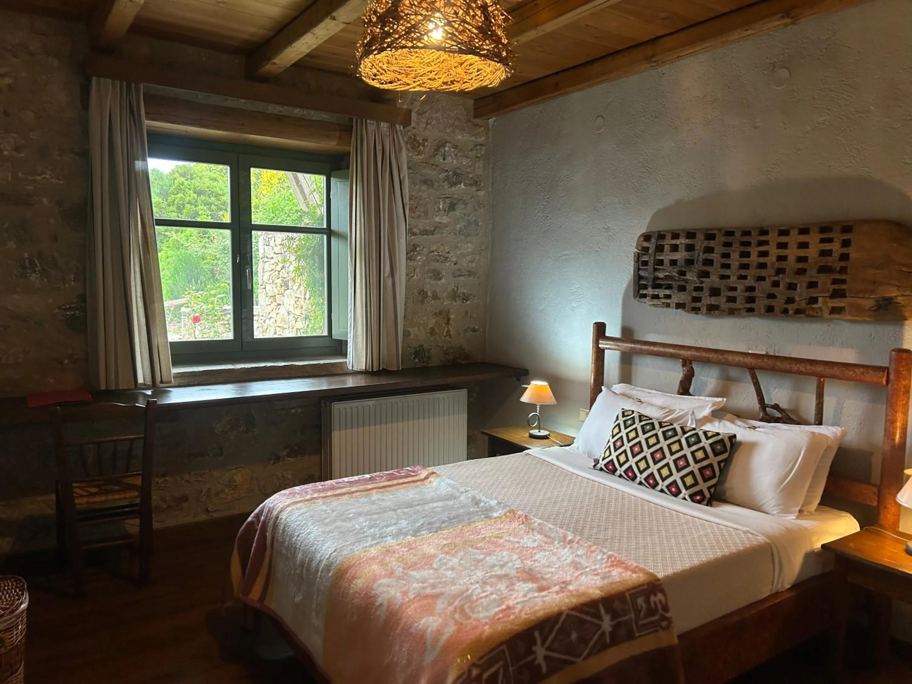 Bedroom, Bed in Pritanio