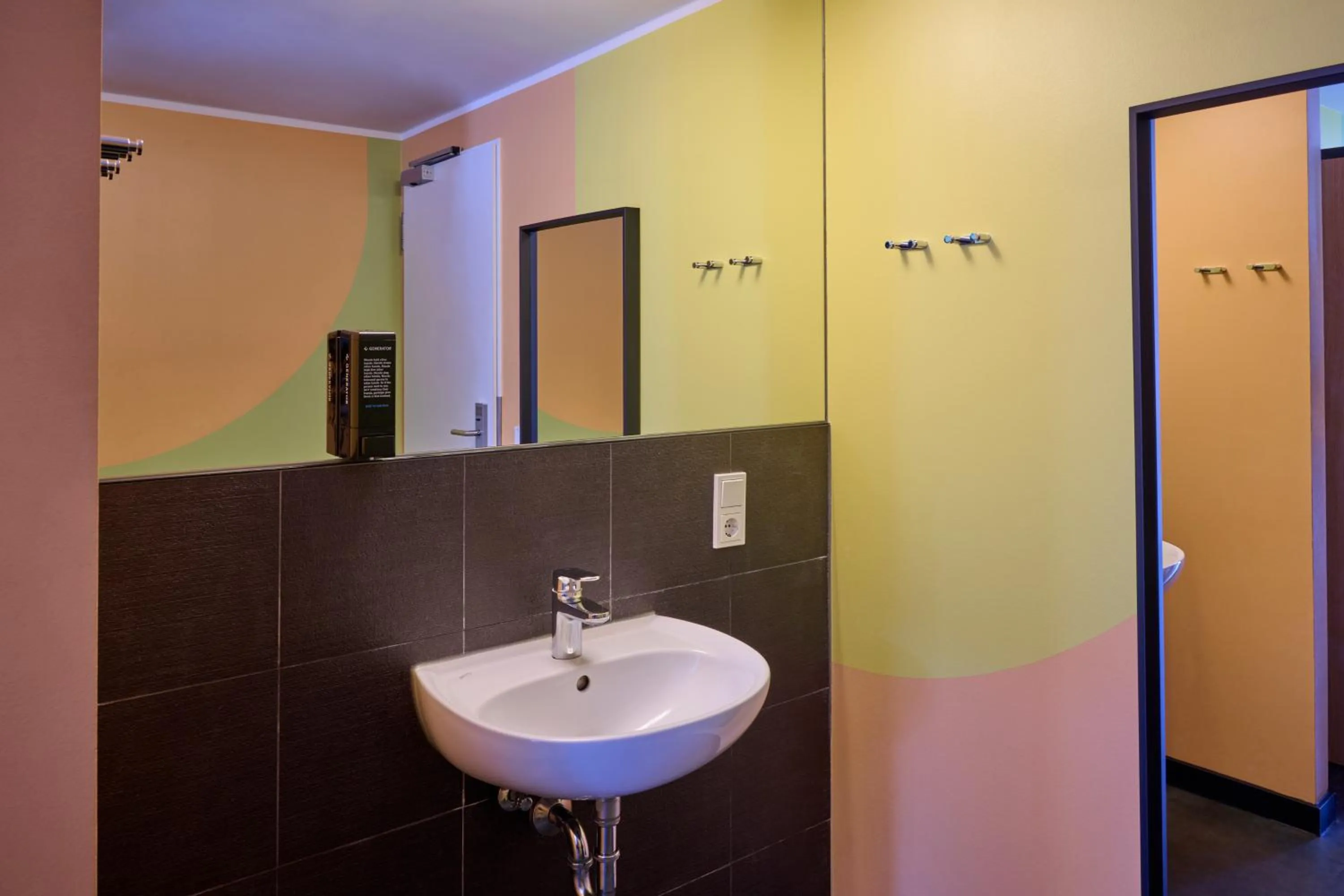 Bathroom in Generator Berlin Alexanderplatz