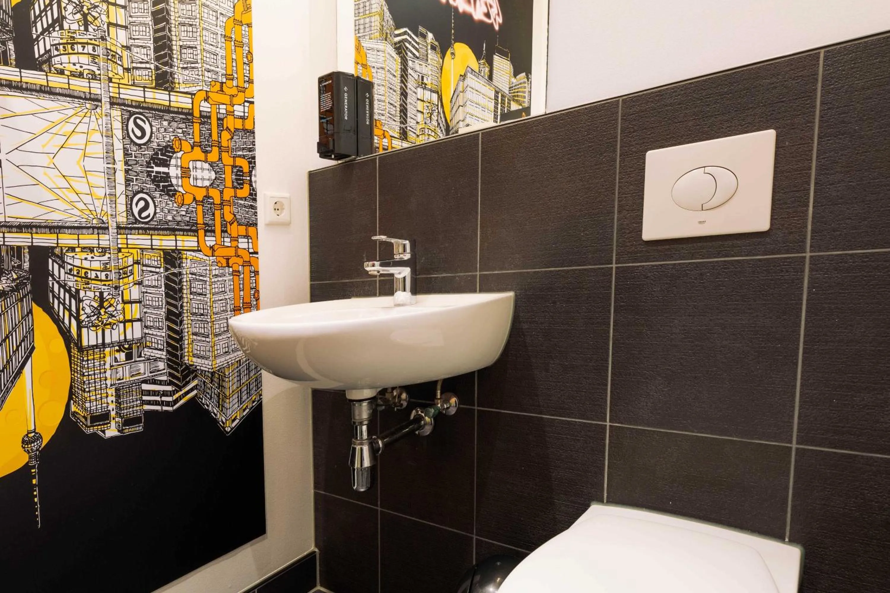 Bathroom in Generator Berlin Alexanderplatz