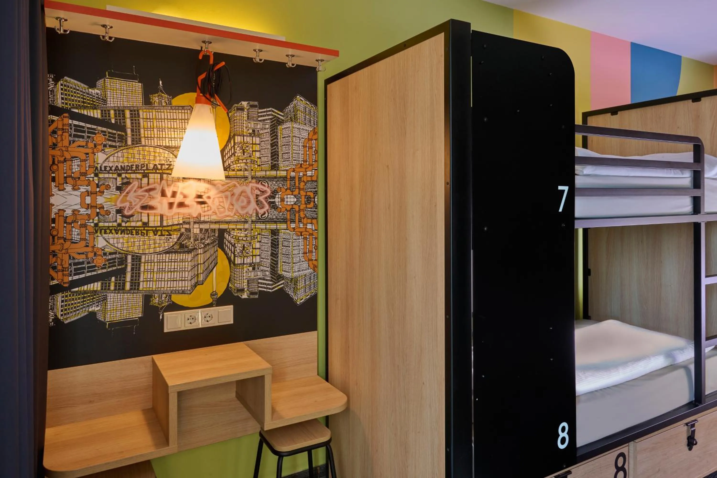 Bed in Generator Berlin Alexanderplatz