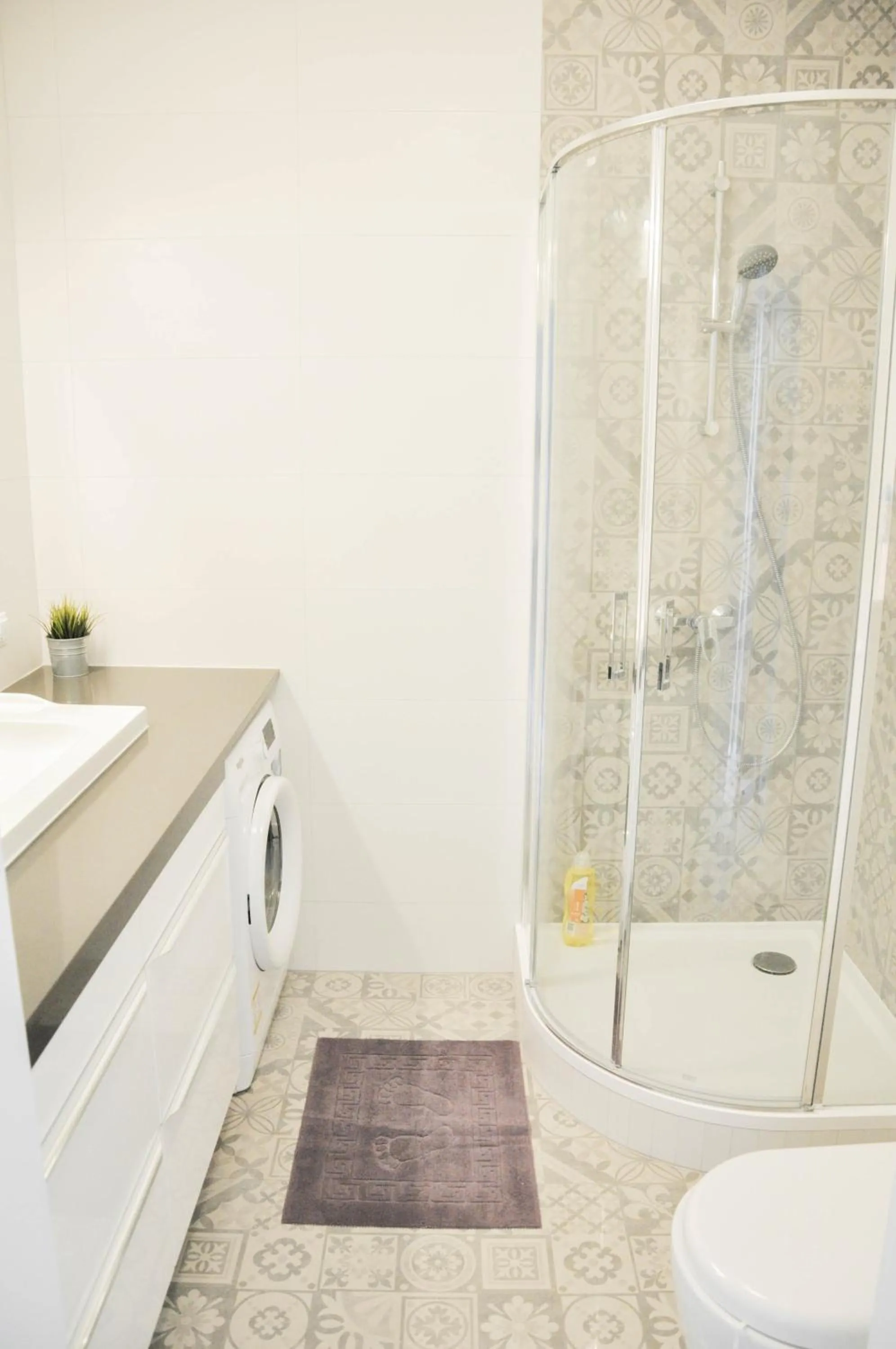 Bathroom in HaLo Rooms City Centre